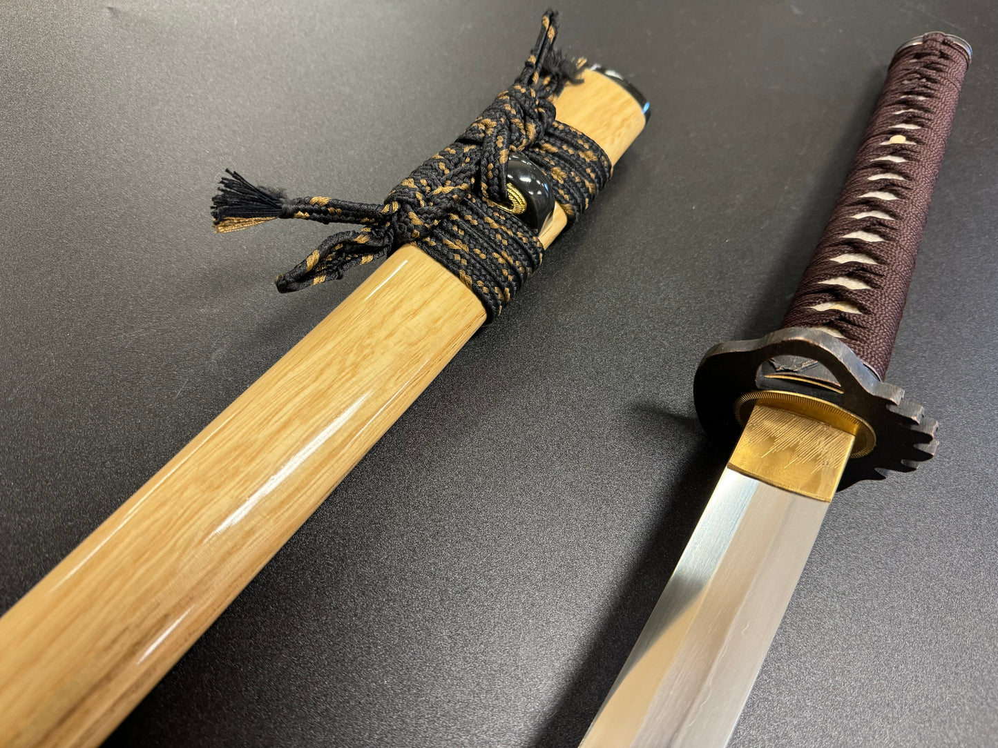 PRE-OWNED BattleBlades Zugaikotsu Honsanmai Shinken Katana