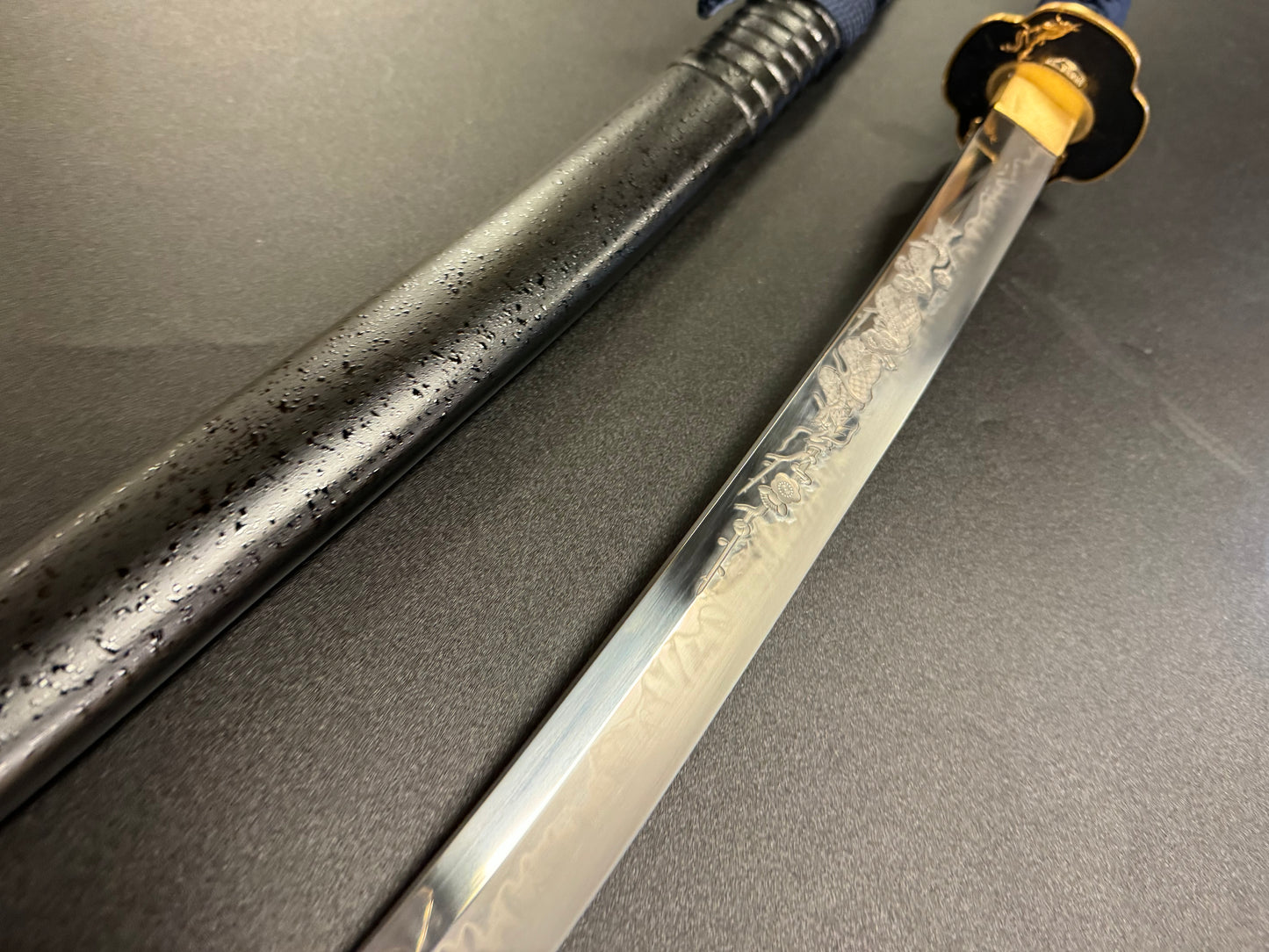 Legacy Blades Golden Mantis Katana 1095 Horimono Engraving