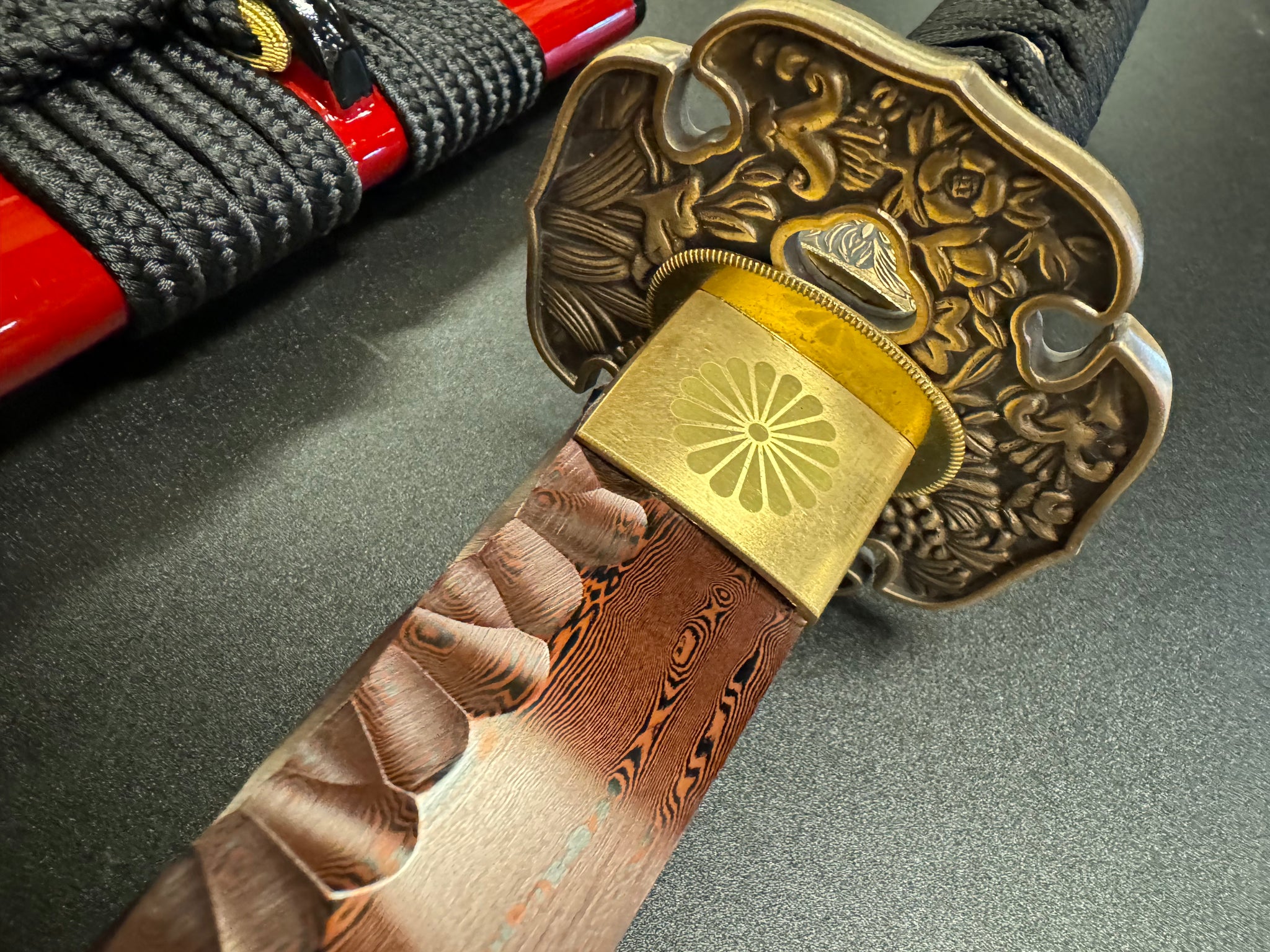 Phoenix Arms  Fire Blossom Damascus Hammered Spine Katana