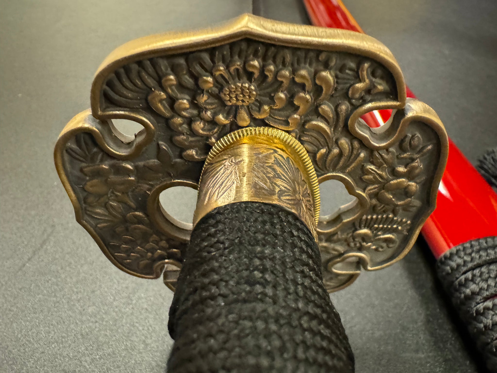 Phoenix Arms  Fire Blossom Damascus Hammered Spine Katana
