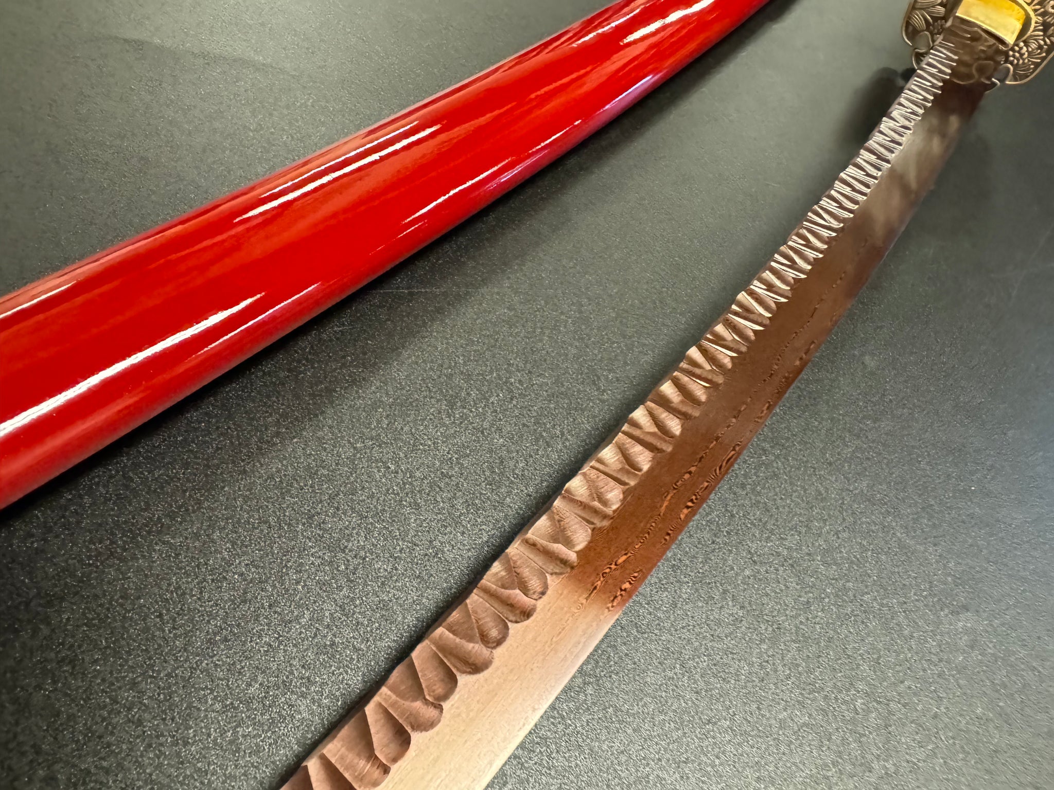 Phoenix Arms  Fire Blossom Damascus Hammered Spine Katana