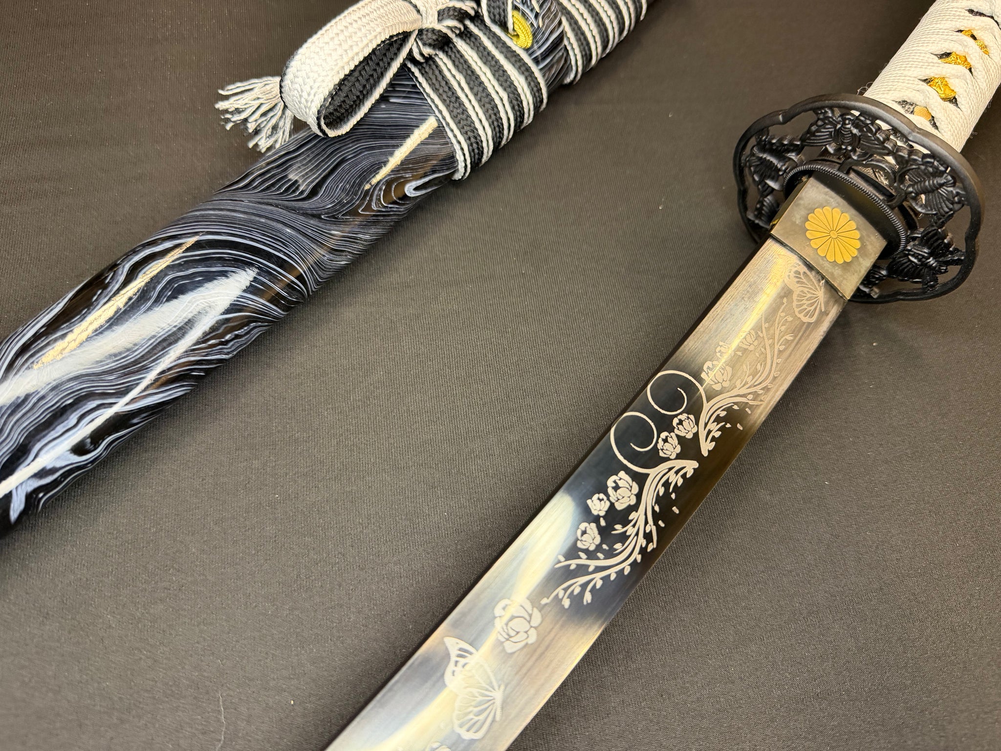Phoenix Armory Katana - Winter Monarch 65Mn