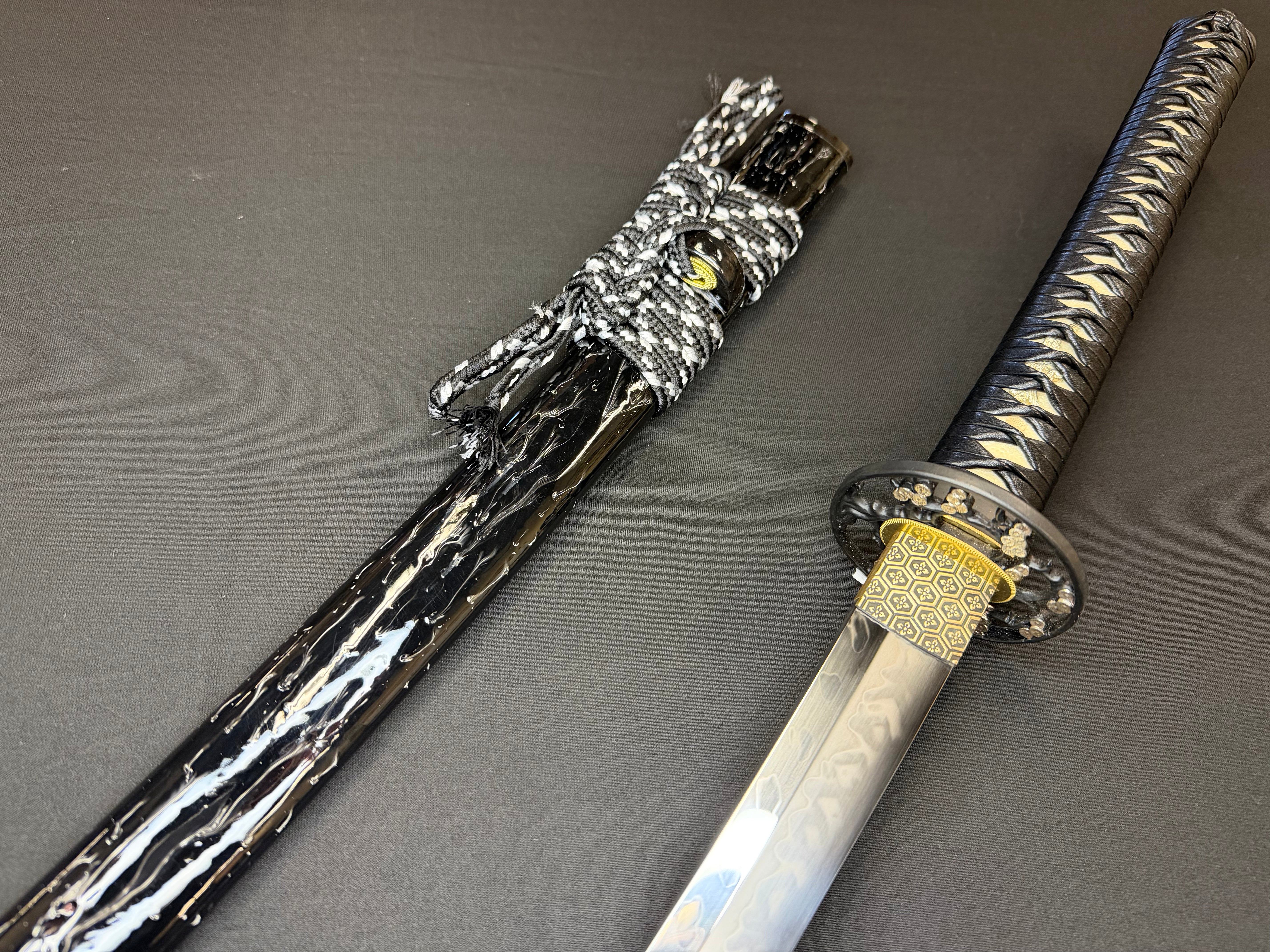 Phoenix Armory Katana - Snow Pine T10