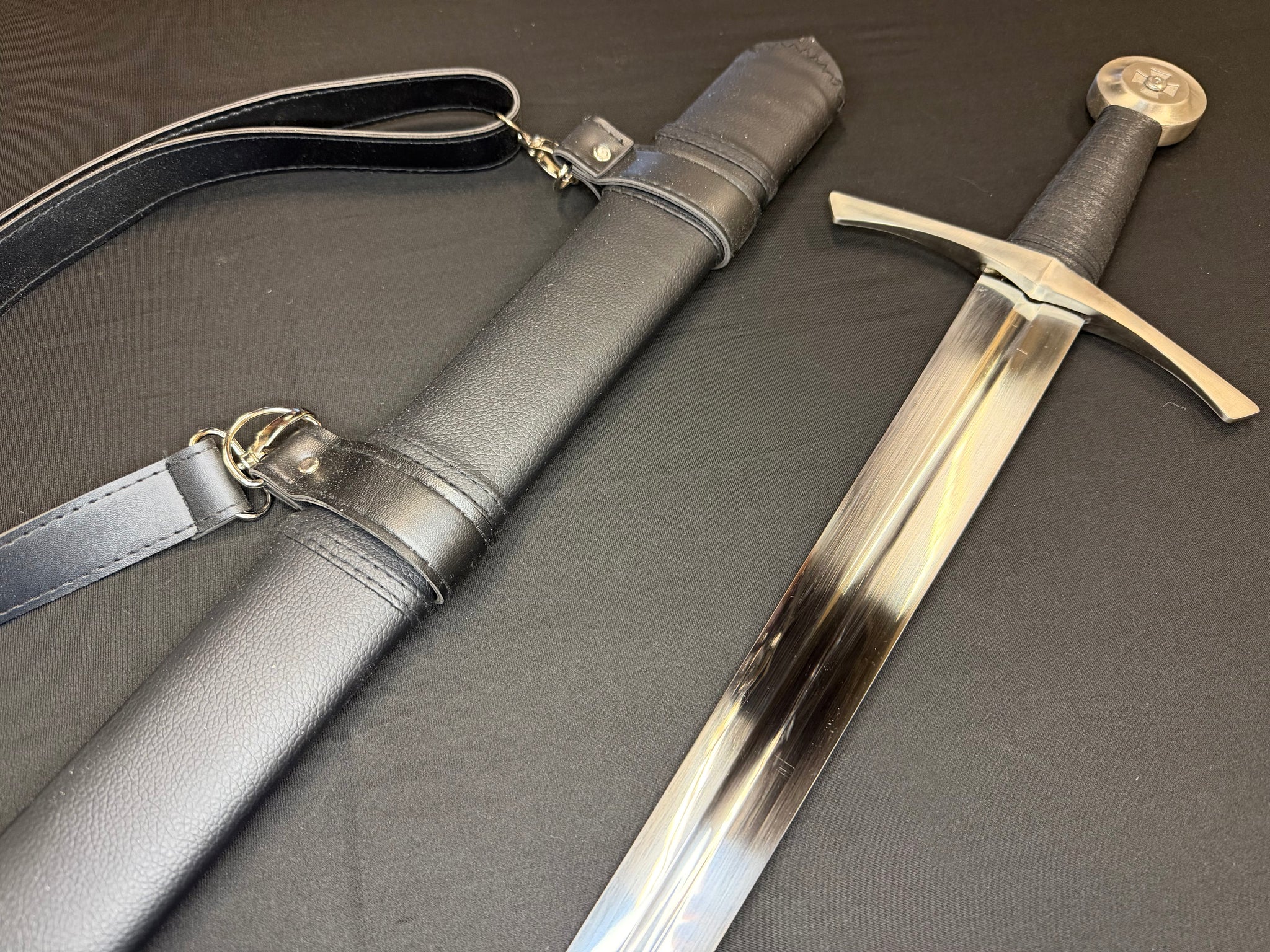 Dragonspring Forge Arming Sword - Marauder 65Mn