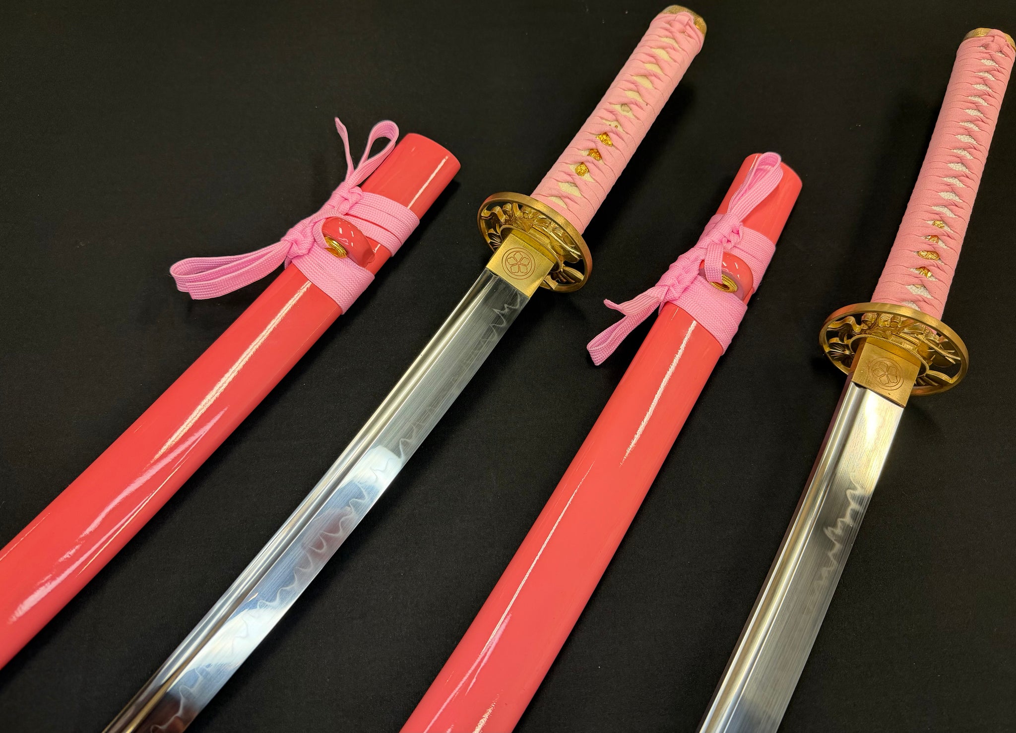 Phoenix Armory Daisho 2-Sword Set - Neon Pink - T10