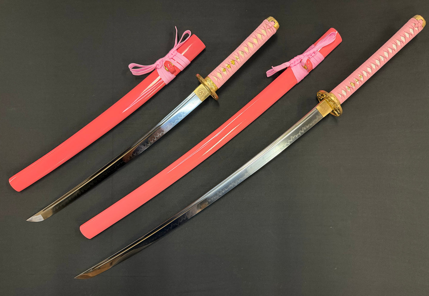 Phoenix Armory Daisho 2-Sword Set - Neon Pink - T10