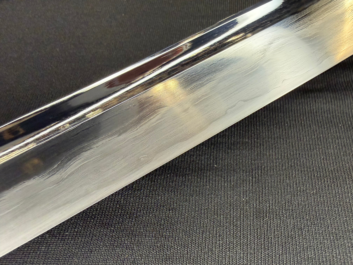 Thaitsuki Katana - Dokuji Nami Sanmai