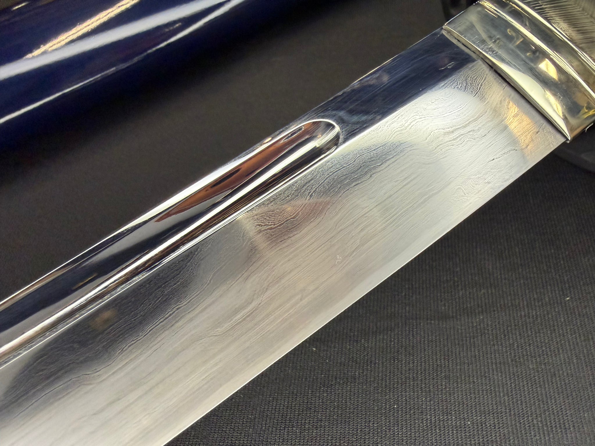 Thaitsuki Katana - Dokuji Nami Sanmai