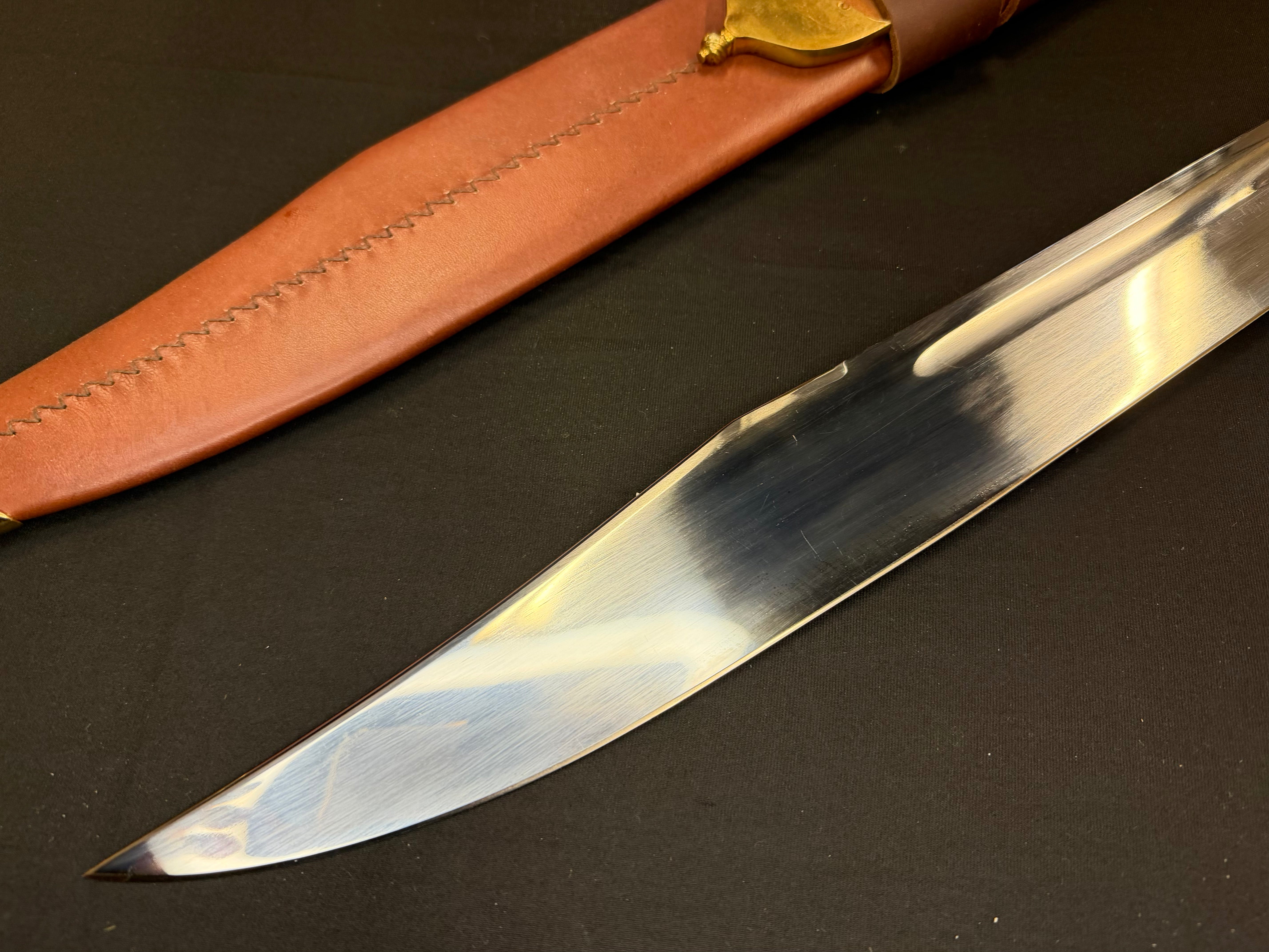 PRE-OWNED Tod Cutler 14thC Clip Point Falchion Sword EN45