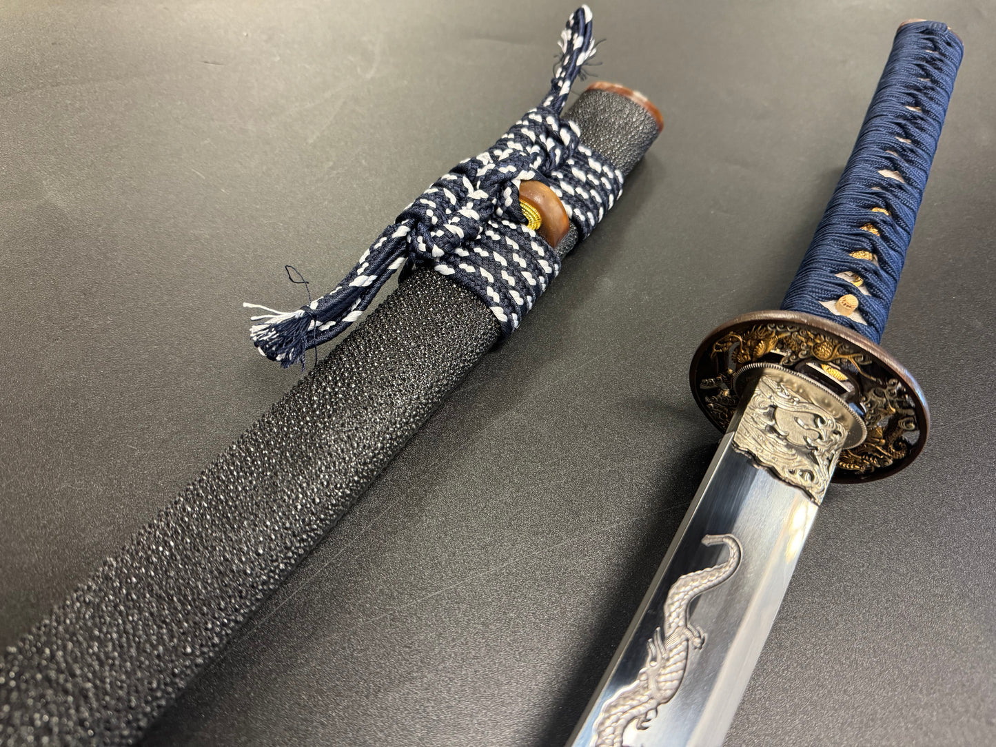 Phoenix Arms Katana - Twilight Dragon Tamagahane/Orishigane Horimono