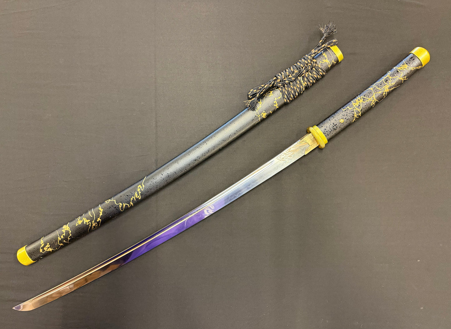 Phoenix Armory Katana - Ghost of Yotei Gilded Night T10