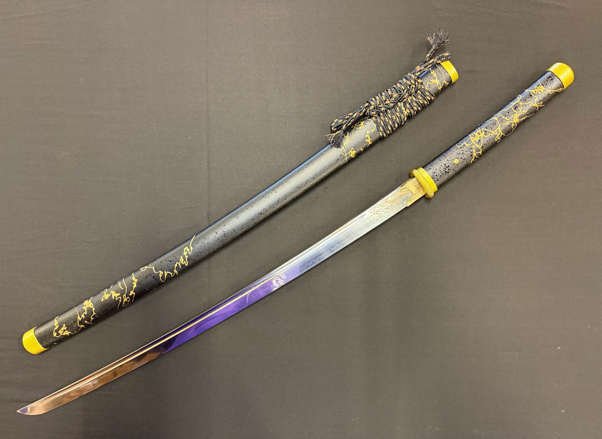 Phoenix Armory Katana - Ghost of Yotei Gilded Night T10