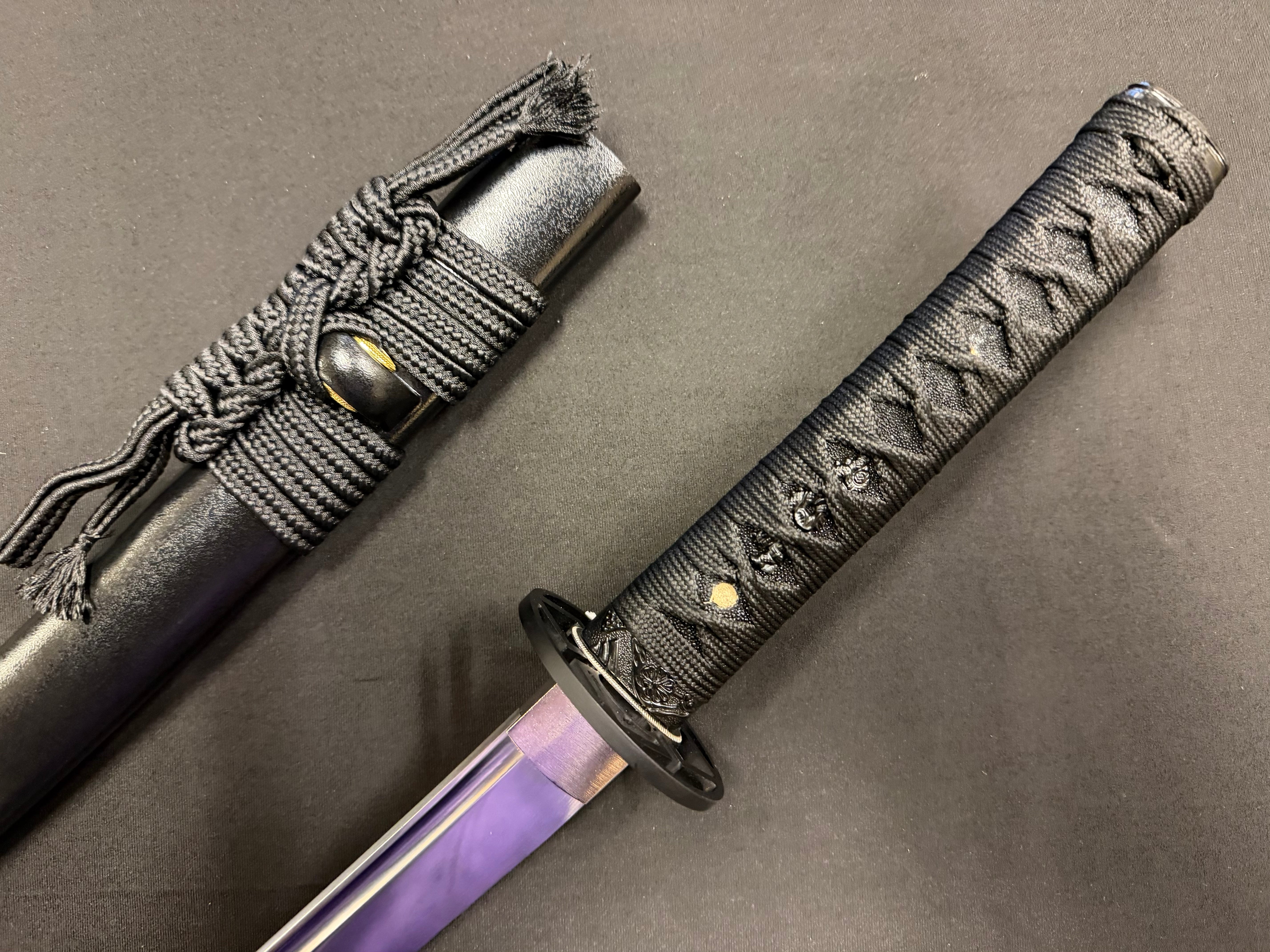 Phoenix Armory Wakizashi - Featherlight Diamonds 65mn