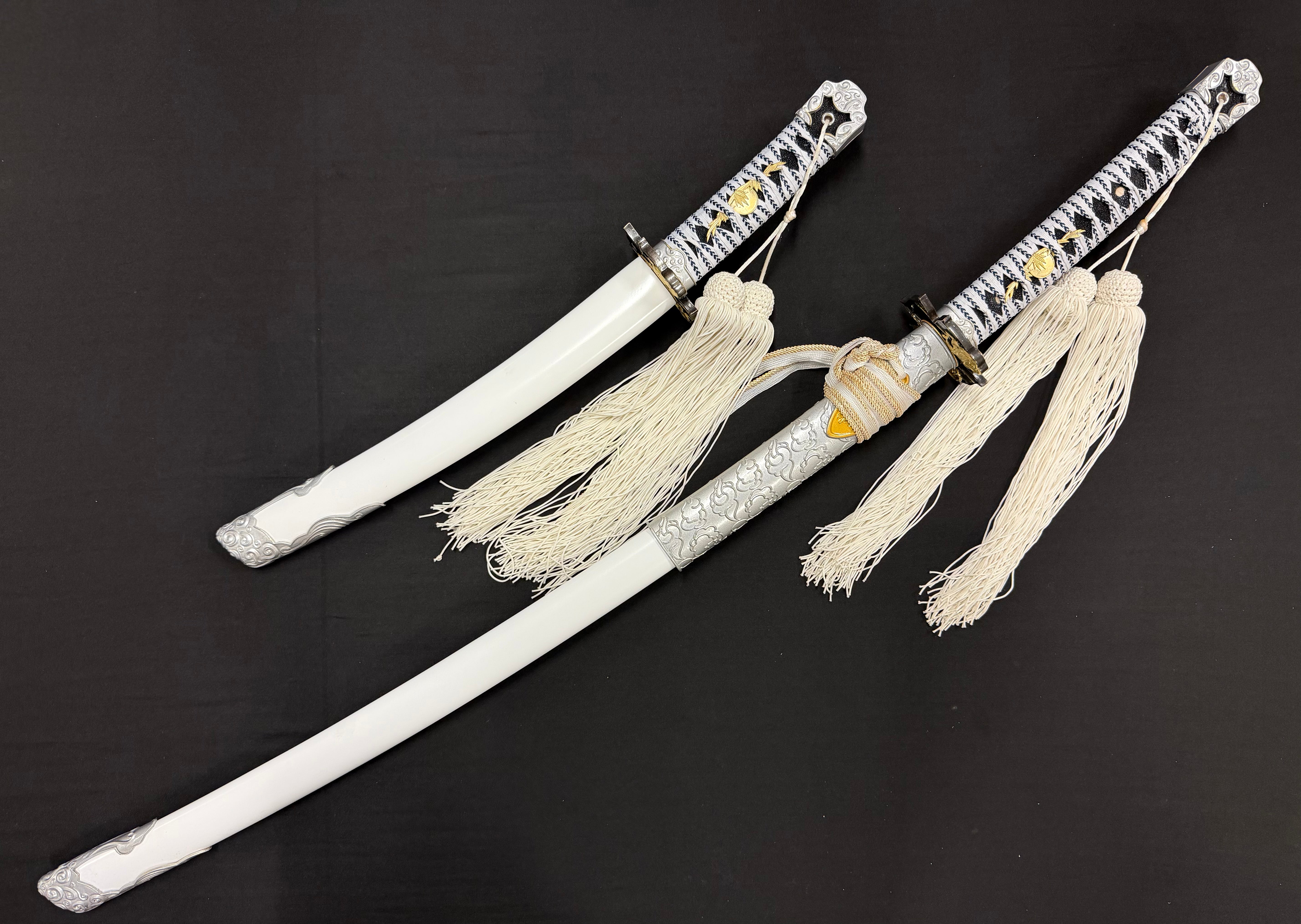 Phoenix Armory Ghost Of Tsushima Emperor's Tears Two Sword Set