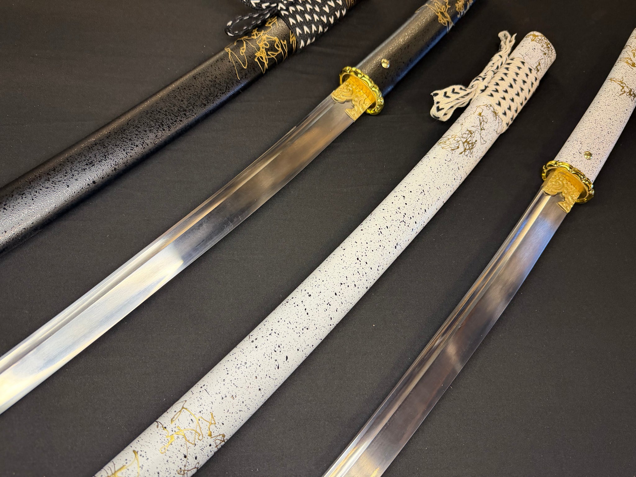 Phoenix Armory Katana - Ghost of Yotei Gilded Dawn and Gilded Night Two Sword Set 65Mn