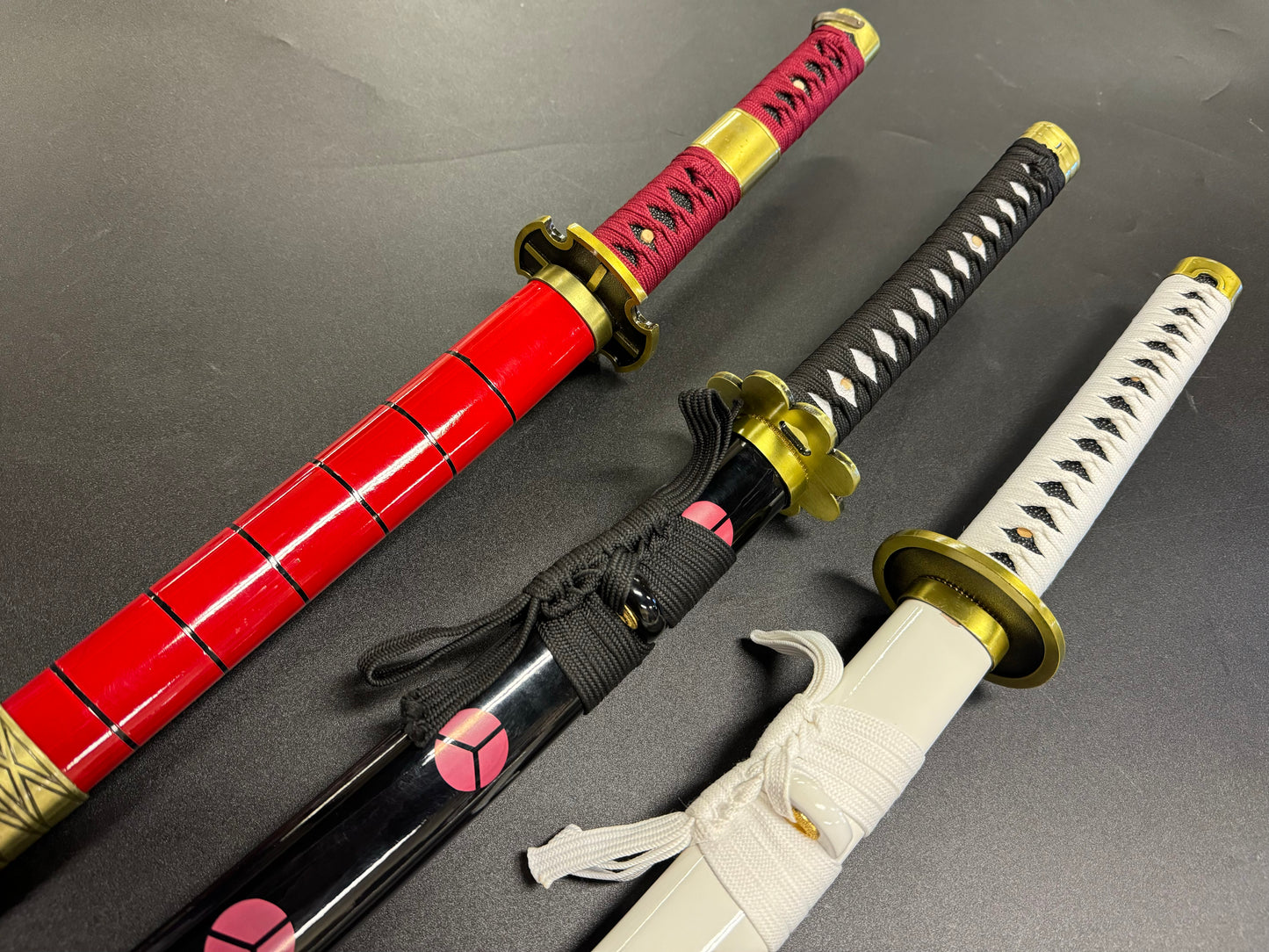 One Piece Roronoa Zoro's 3 Katana Set - Wado Ichimonji, Shusui, Sandai Kitetsu 1045