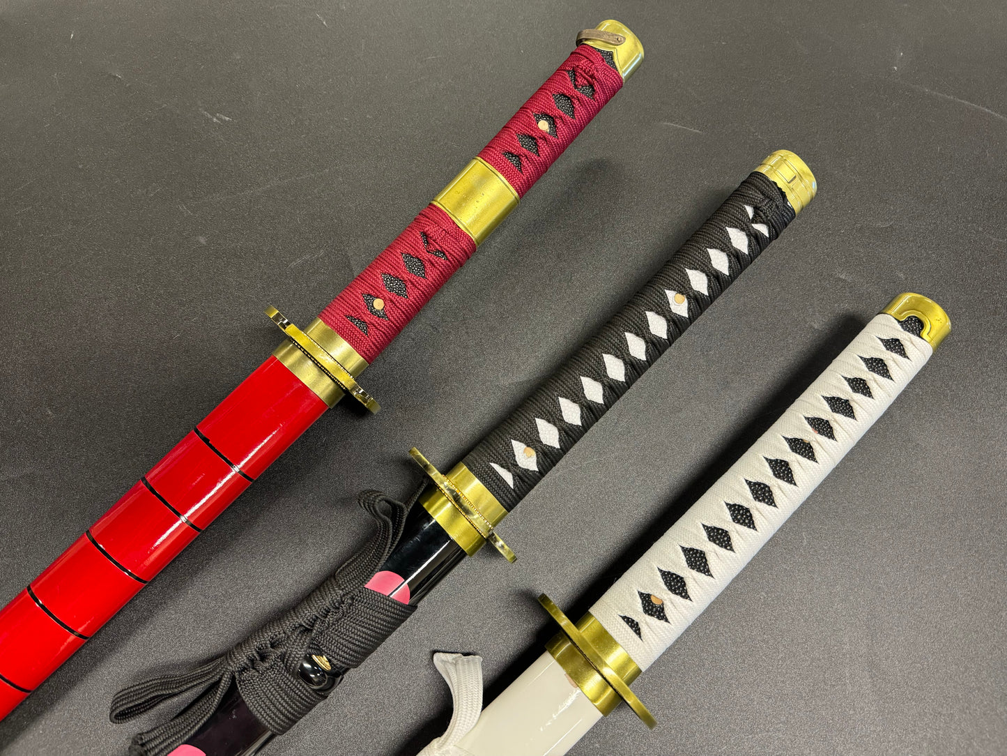 One Piece Roronoa Zoro's 3 Katana Set - Wado Ichimonji, Shusui, Sandai Kitetsu 1045