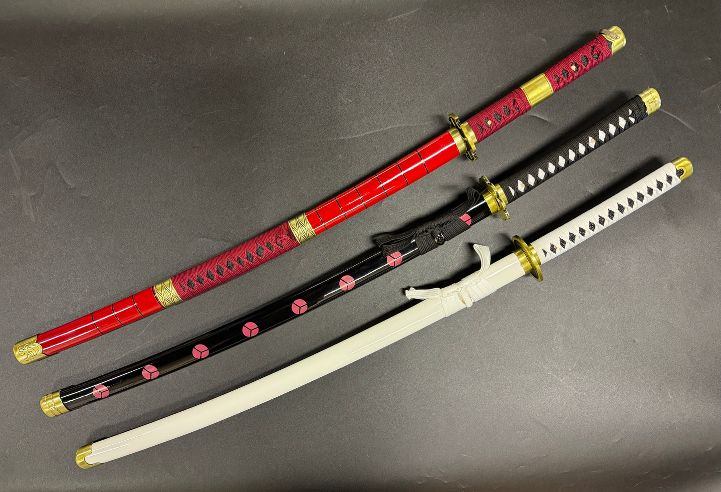 One Piece Roronoa Zoro's 3 Katana Set - Wado Ichimonji, Shusui, Sandai Kitetsu 1045