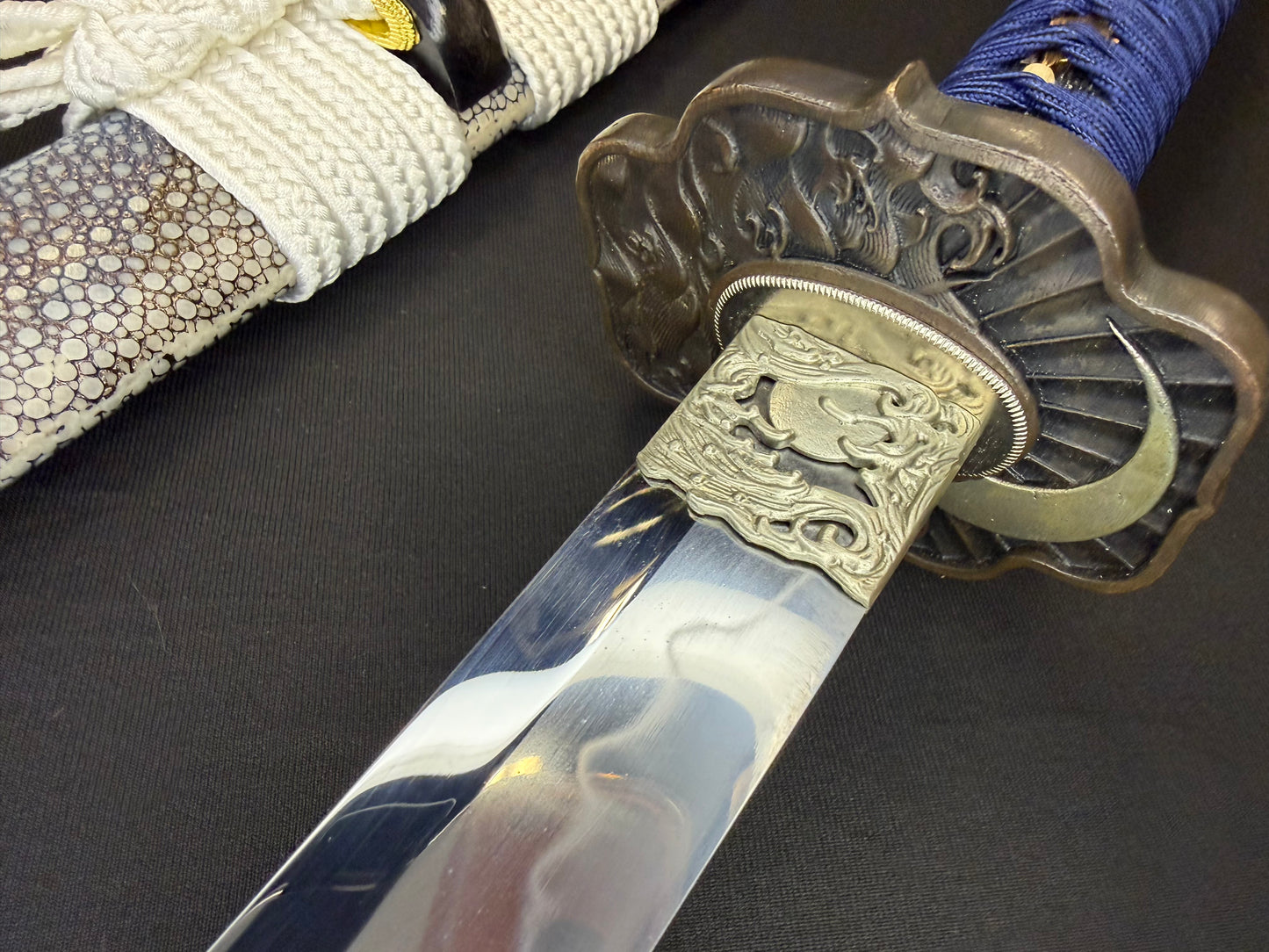 Phoenix Armory Katana - Sun and Moon T10