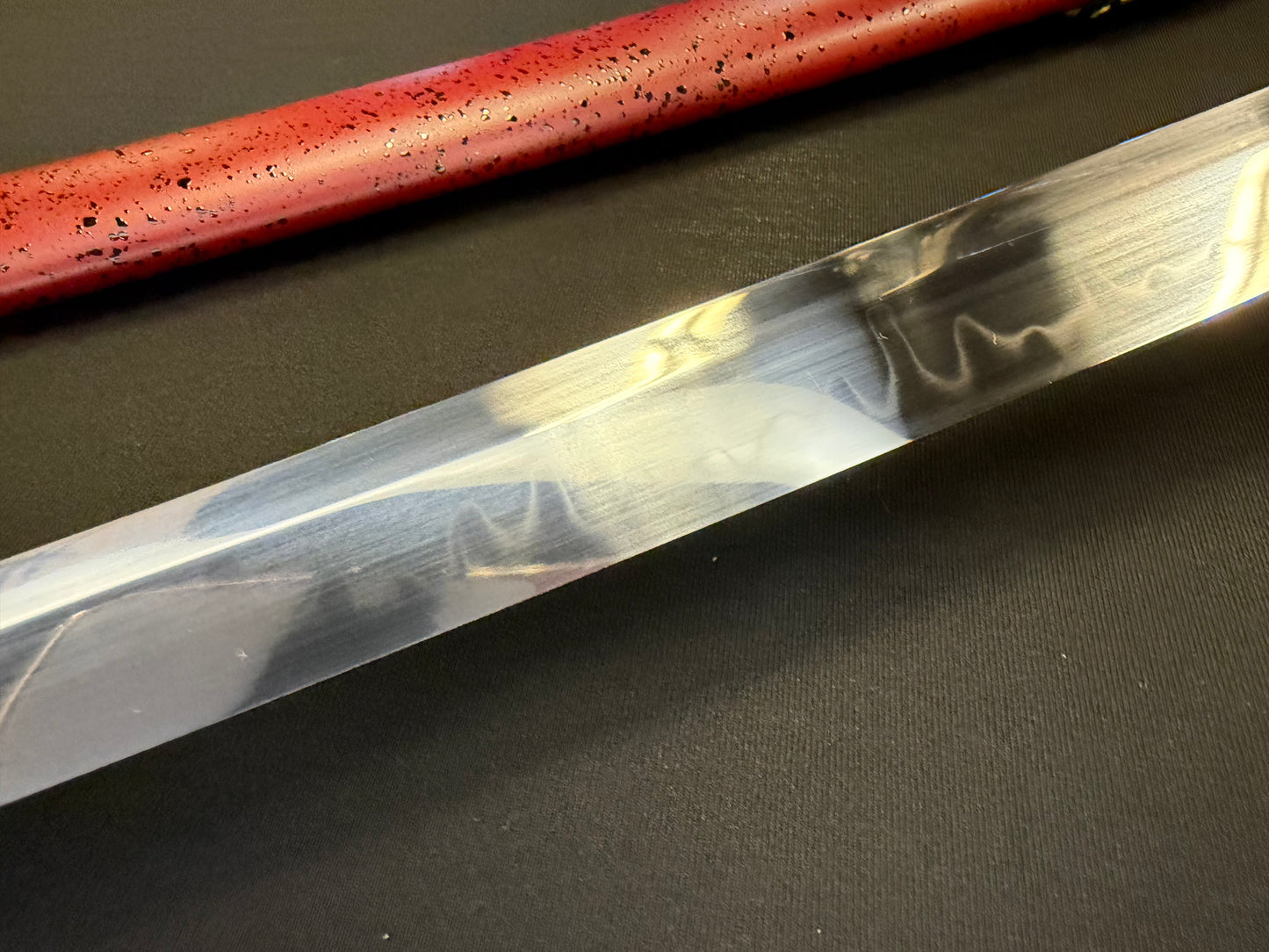 Phoenix Armory Katana - Golden Cinderleaf T10