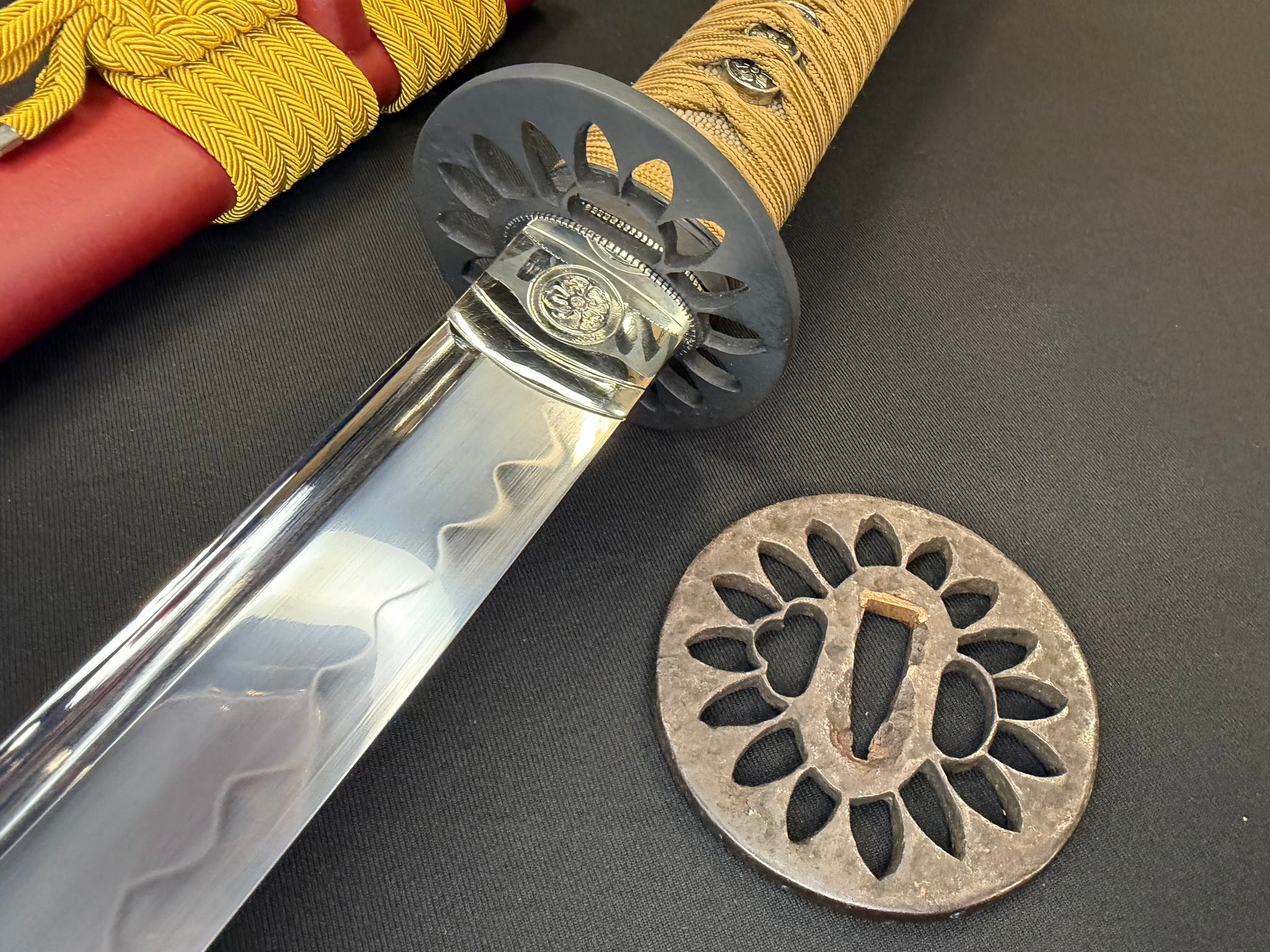 Thaitsuki Sunflower Katana, 1095 Clay tempered exclusive