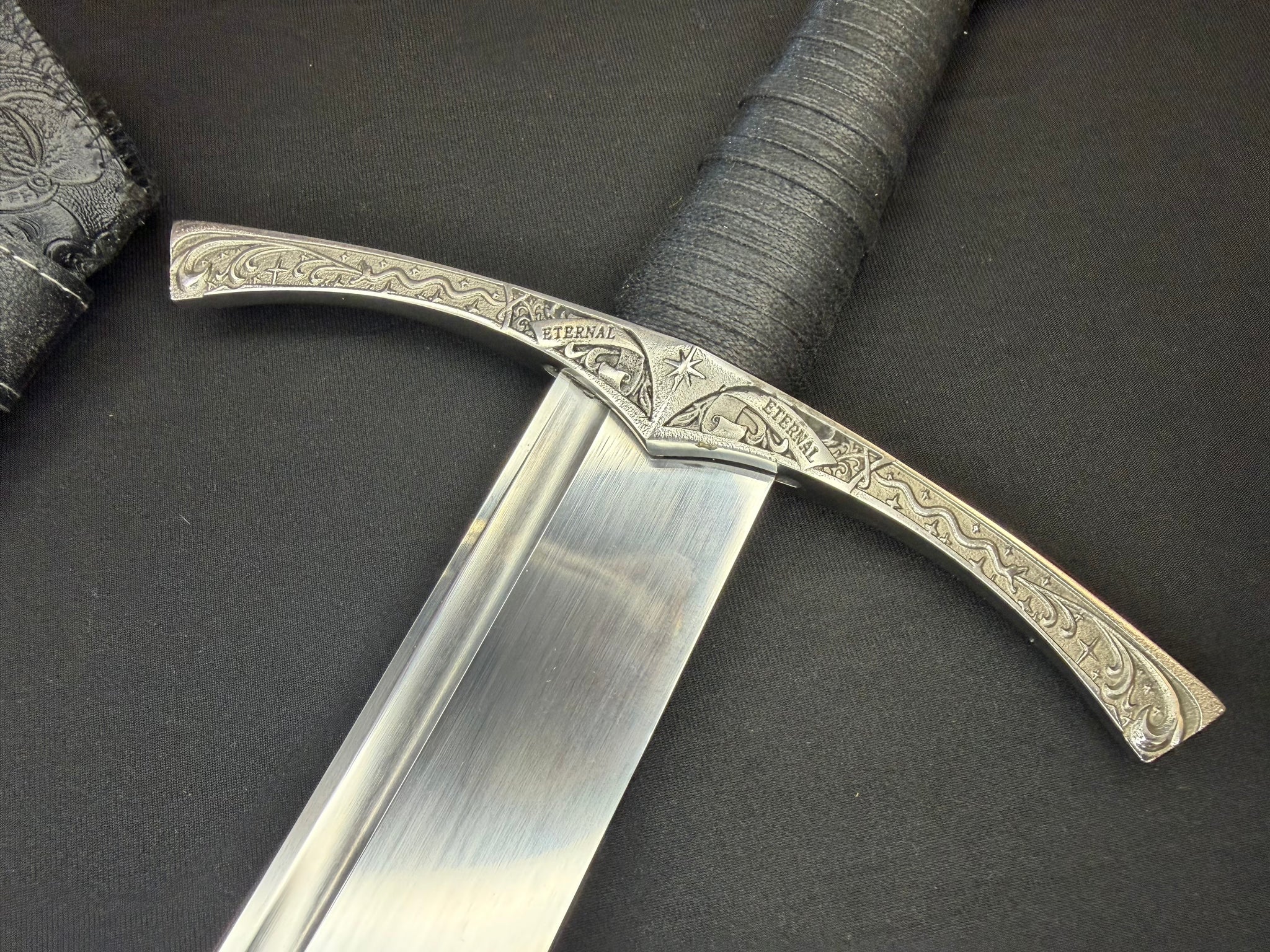 Dragonspring Forge Falchion Sword Floral Theme 65Mn Spring Steel