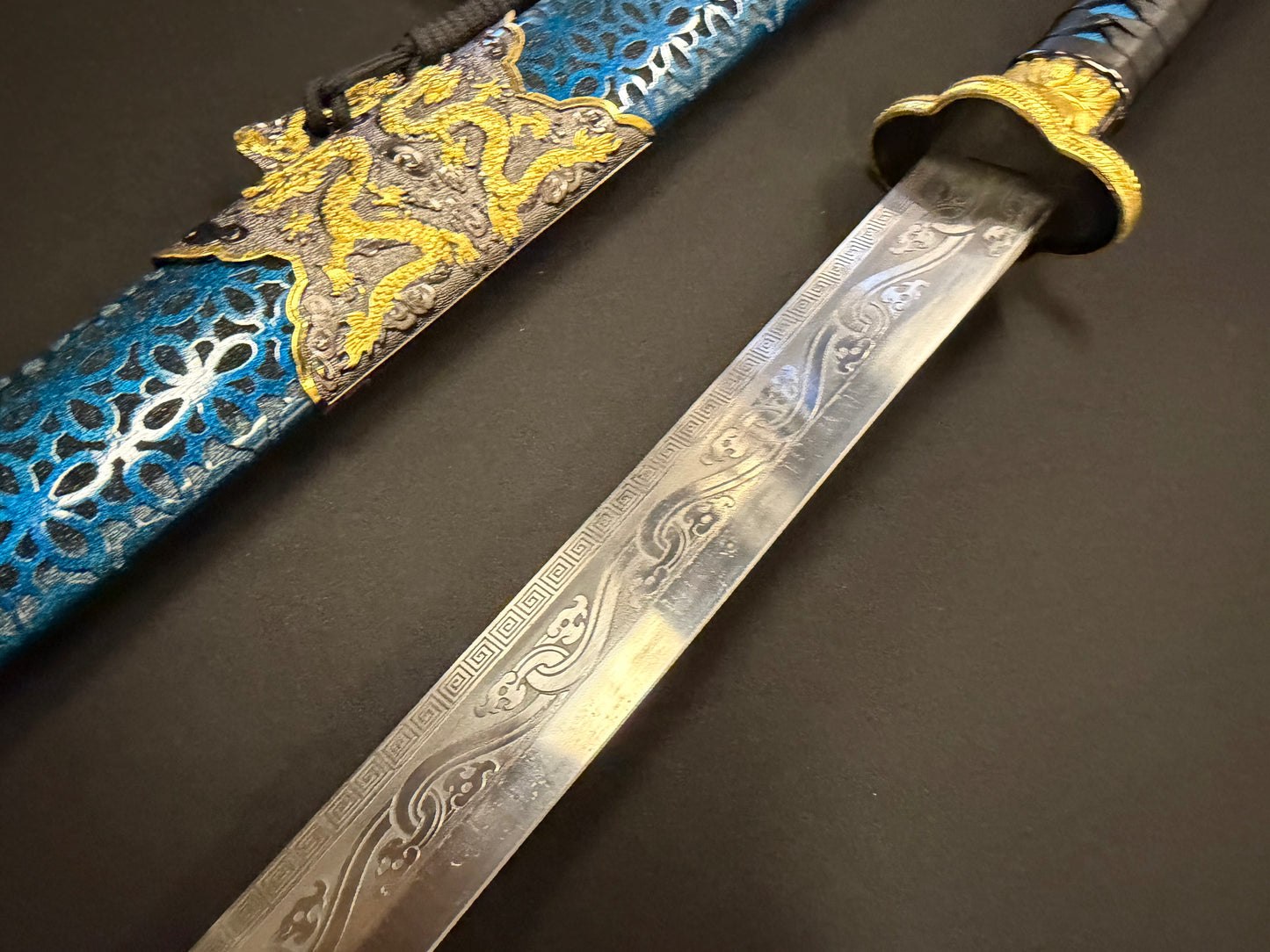 Dao, Etched Manganese Steel, Tang Style