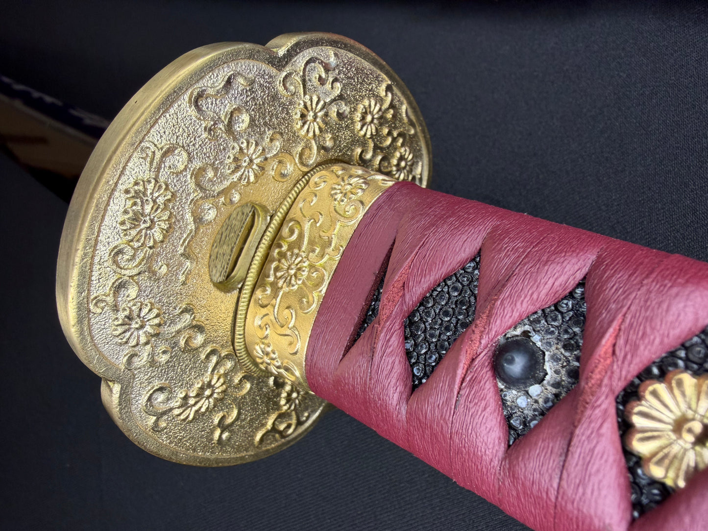 Cloudhammer Katana - Crimson Blossom Elite - sx105v Japanese tool Steel