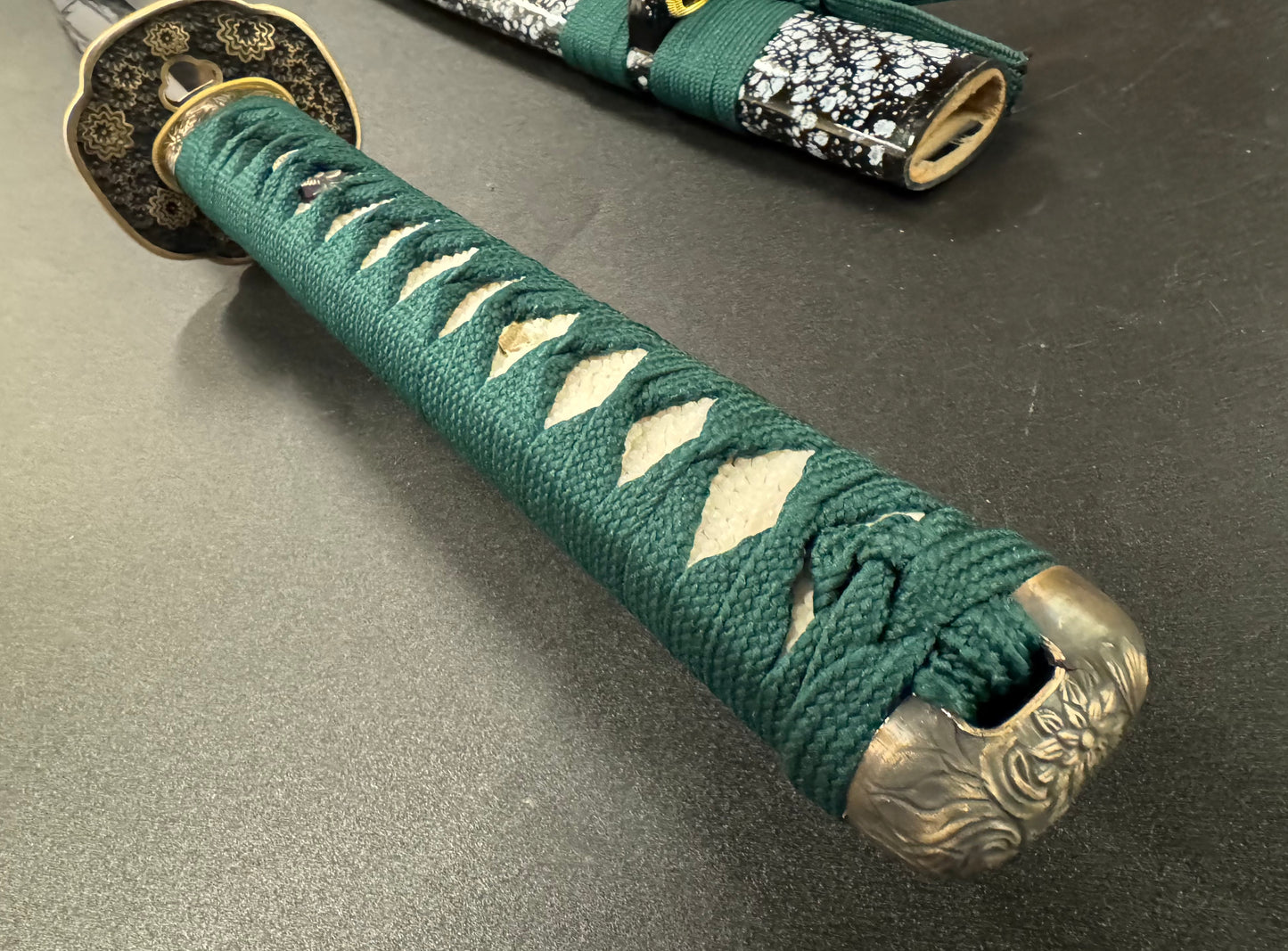 Dragonspring Katana -  Thousand Chrysanthemum Prime - T10 Clay Tempered Steel