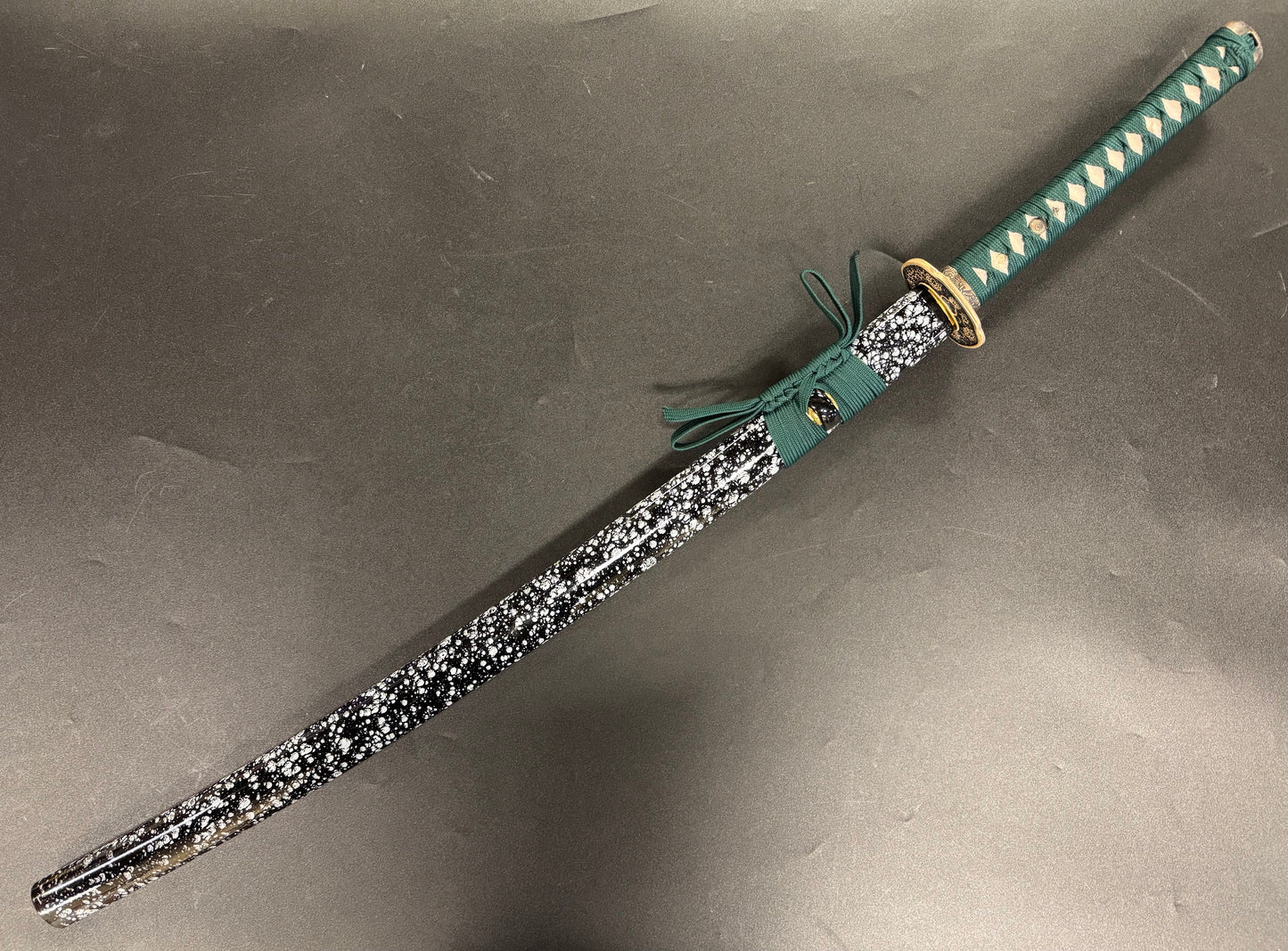 Dragonspring Katana -  Thousand Chrysanthemum Prime - T10 Clay Tempered Steel