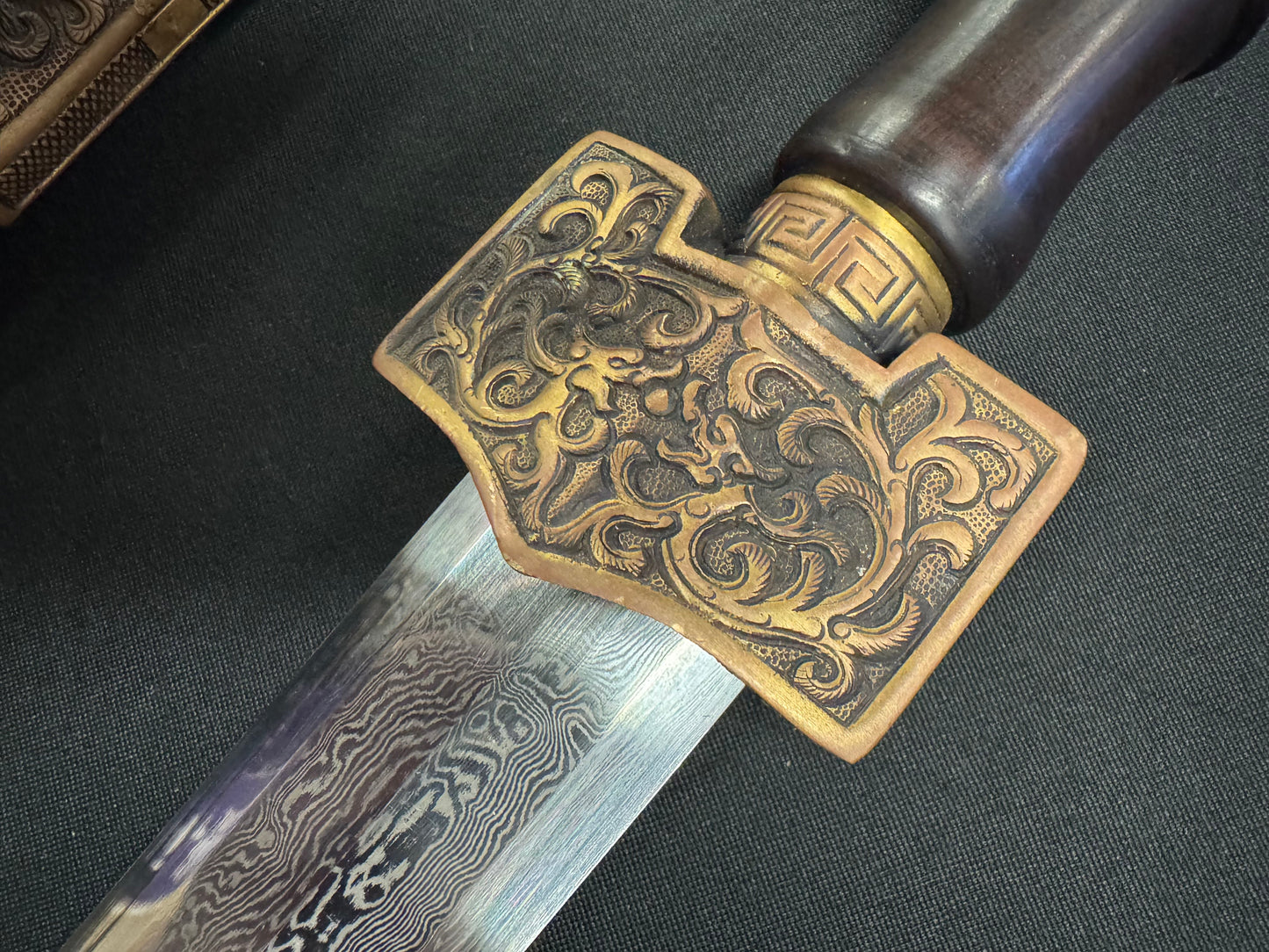 Short Han Jian Eight Sided Damascus