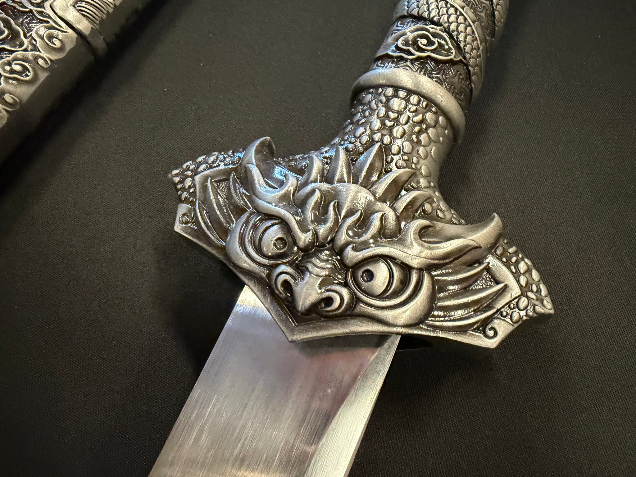 Phoenix Armory Dao - Dragoncloud - 65Mn