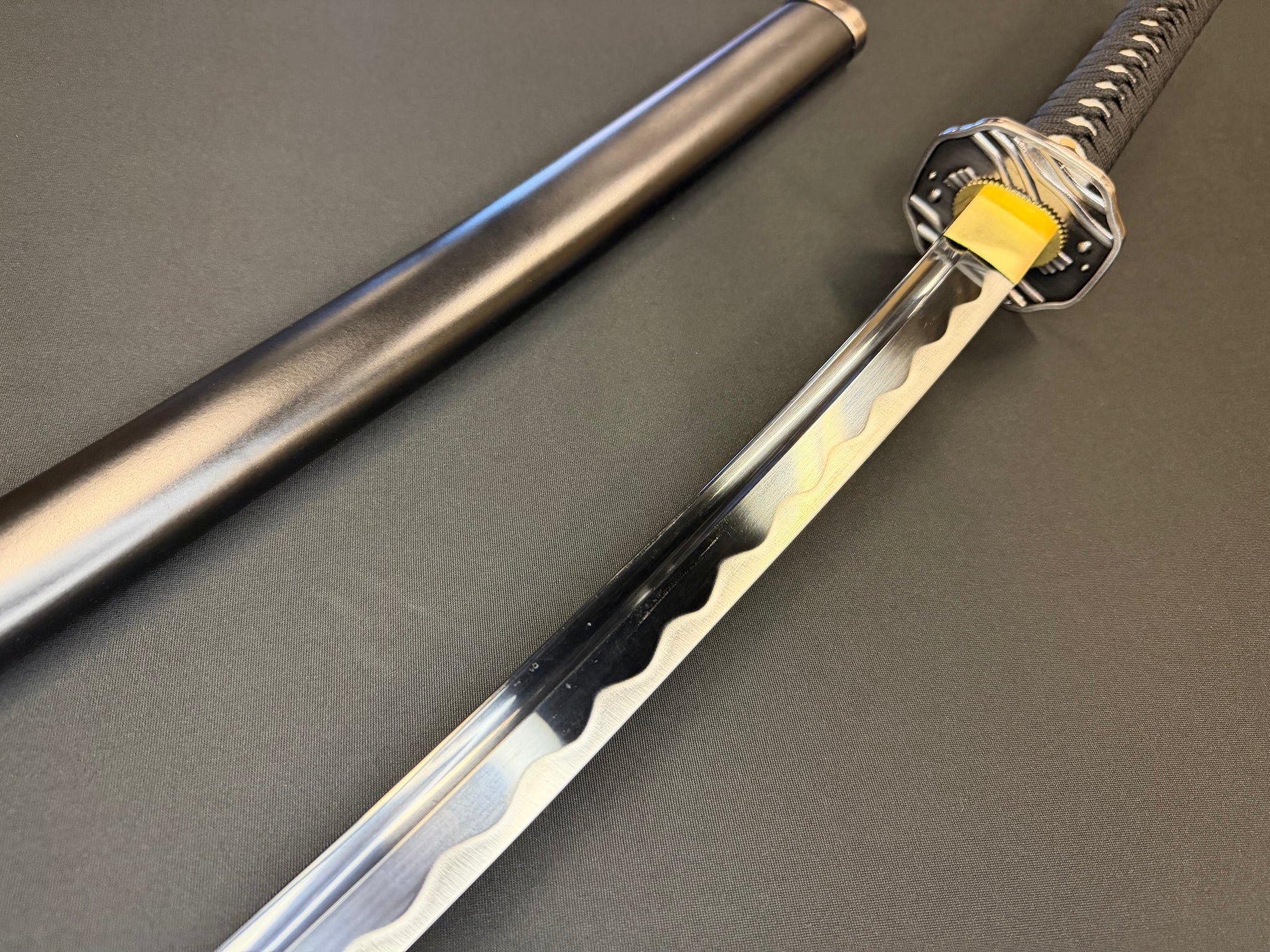 Katana - Kagurabachi Enten's Enchanted Blade