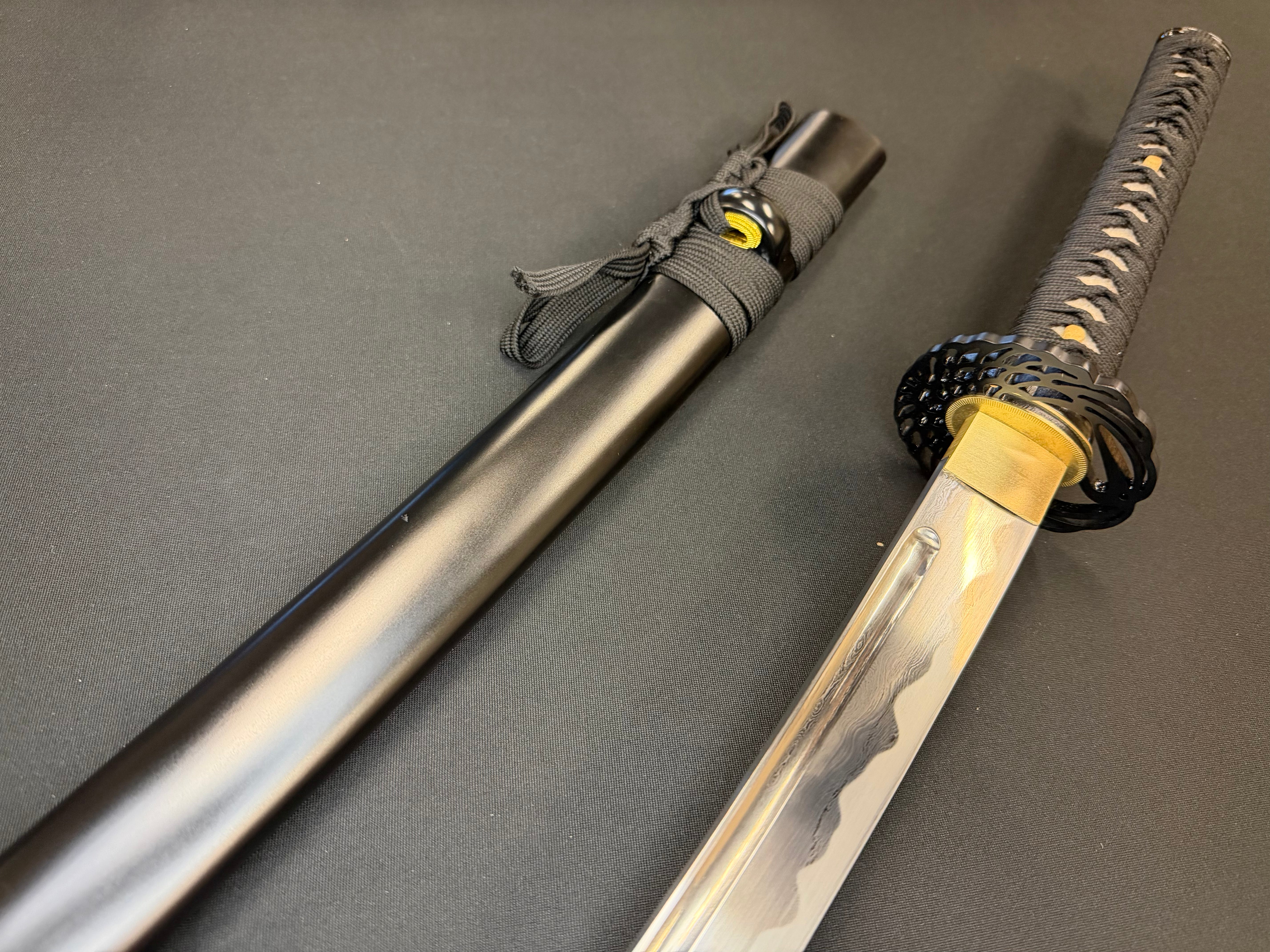Legacy Blades Katana - Dark Crane 1095 Bo-hi