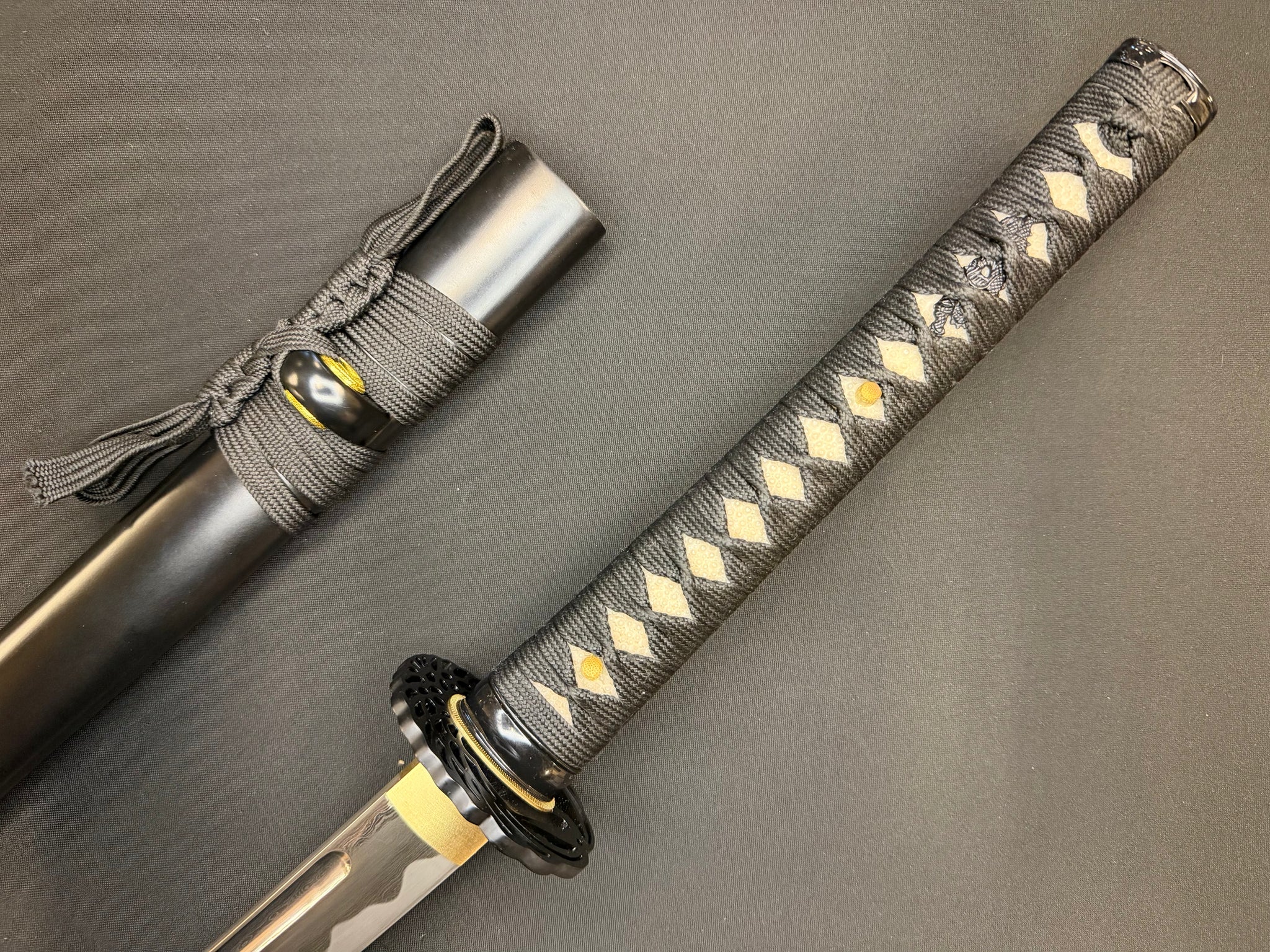 Legacy Blades Katana - Dark Crane 1095 Bo-hi