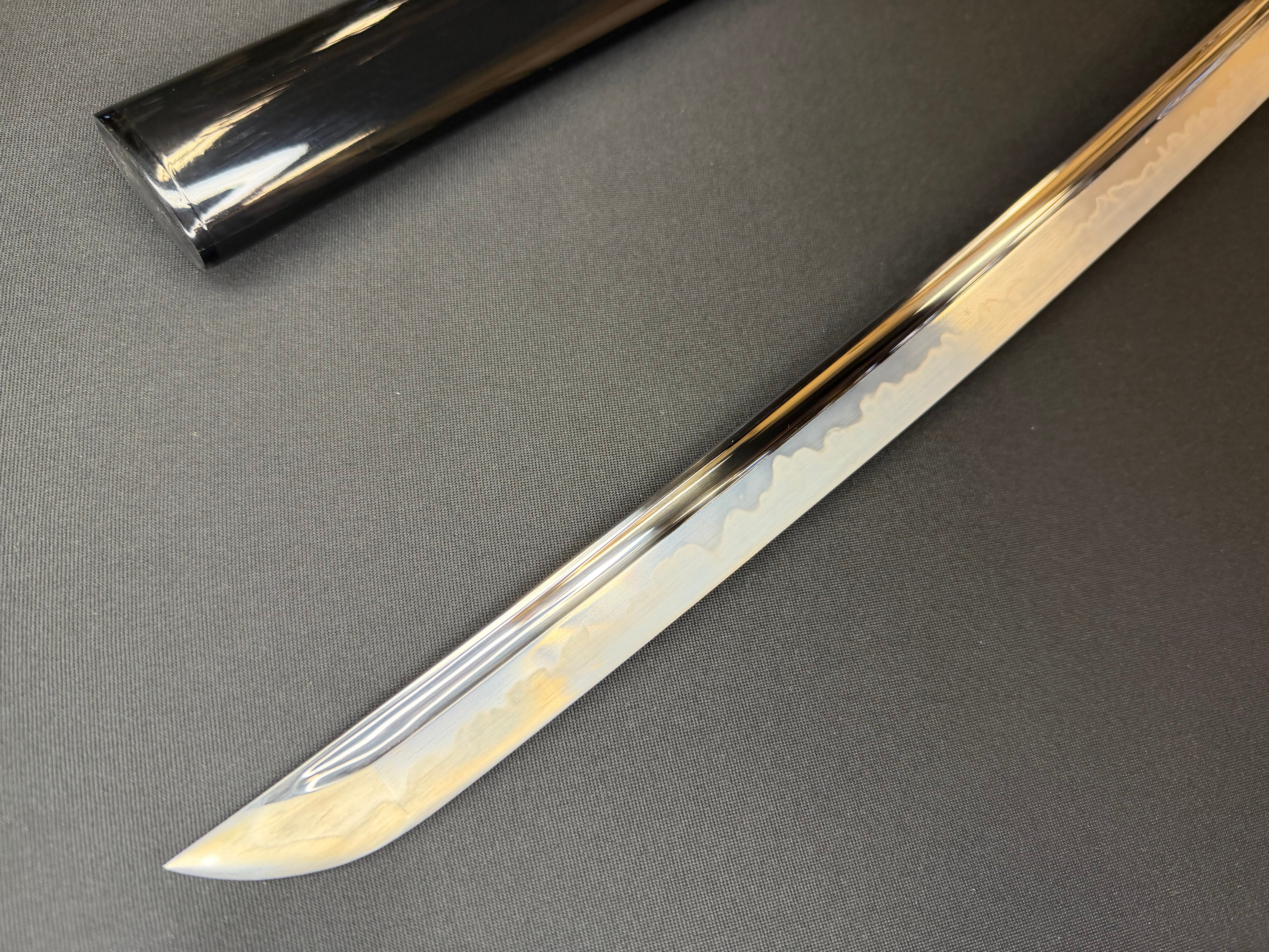 PRE-OWNED Dragon King Katana - Ryujin - T10 Clay Tempered