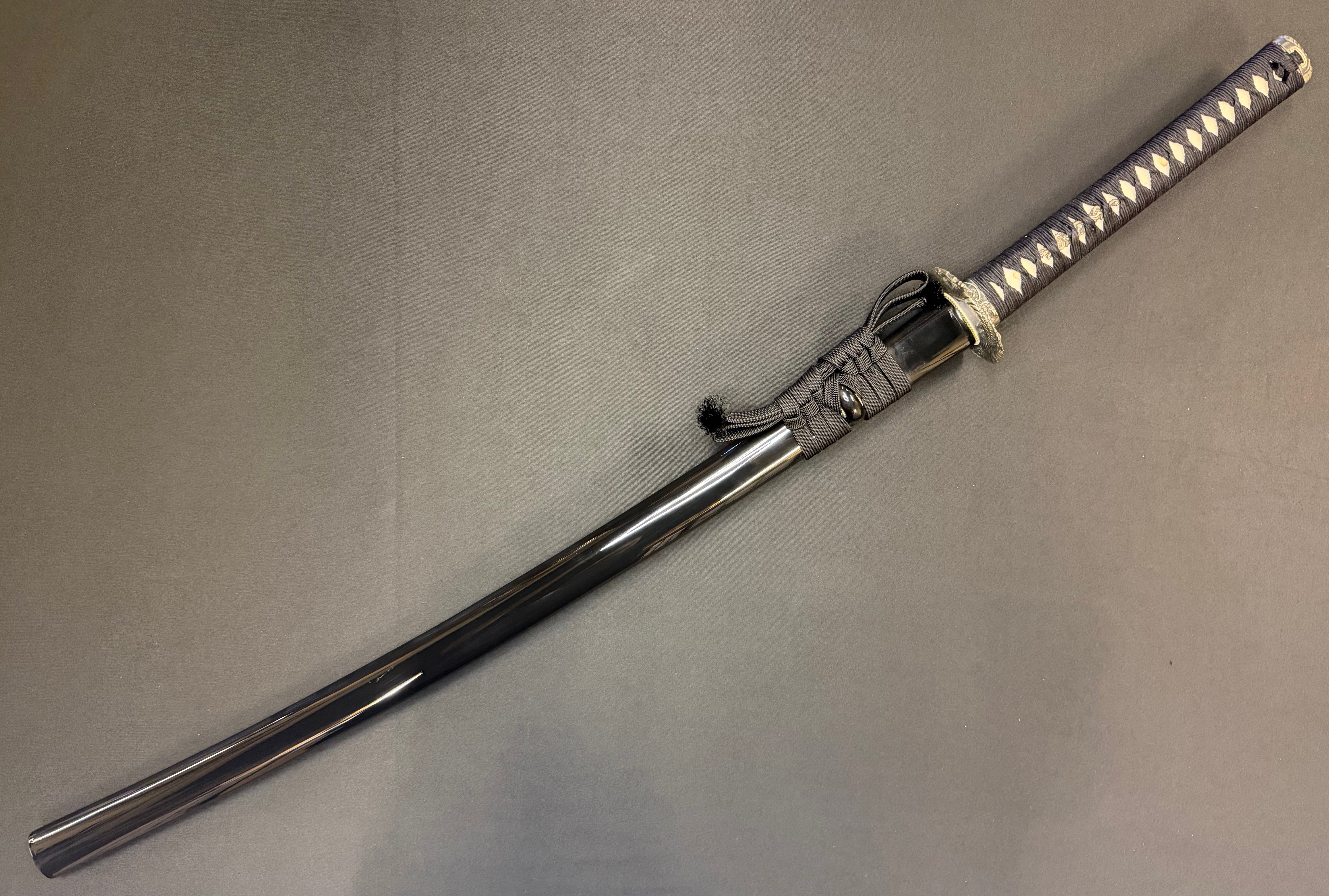 PRE-OWNED Dragon King Katana - Ryujin - T10 Clay Tempered