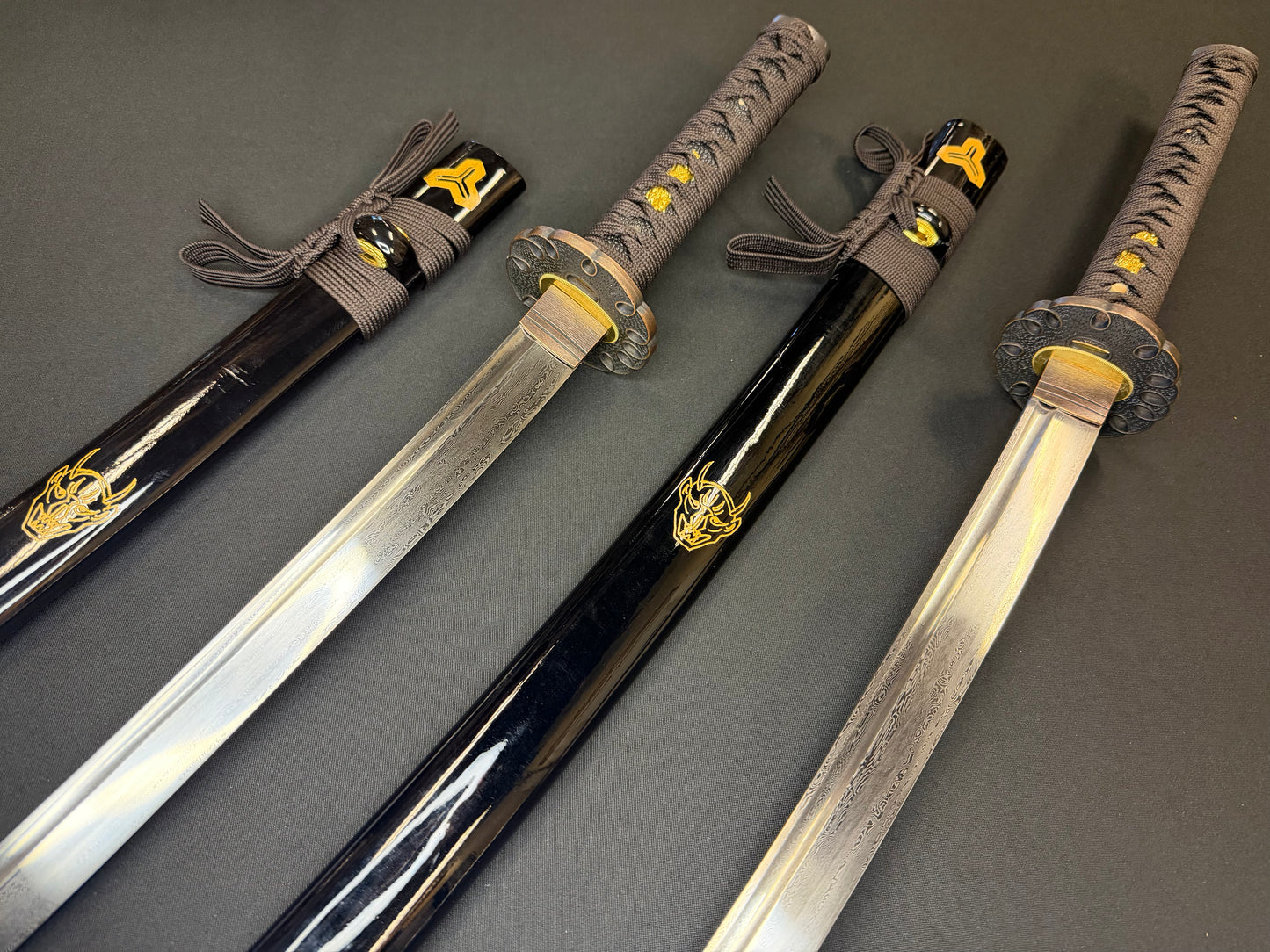 PRE-OWNED Dragonspring Daisho 2-Sword Set - Oni Damascus - Damascus Steel