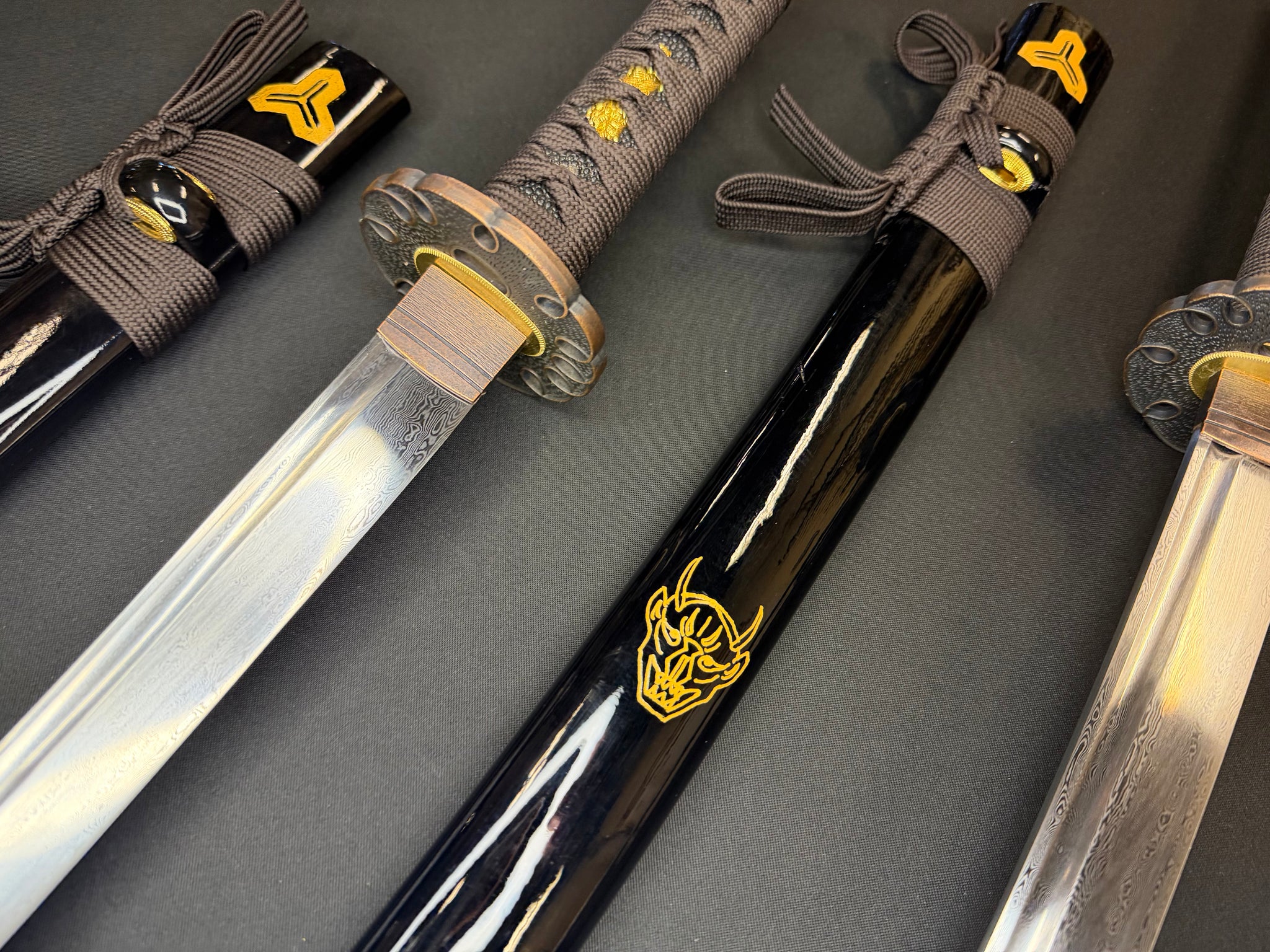 PRE-OWNED Dragonspring Daisho 2-Sword Set - Oni Damascus - Damascus Steel