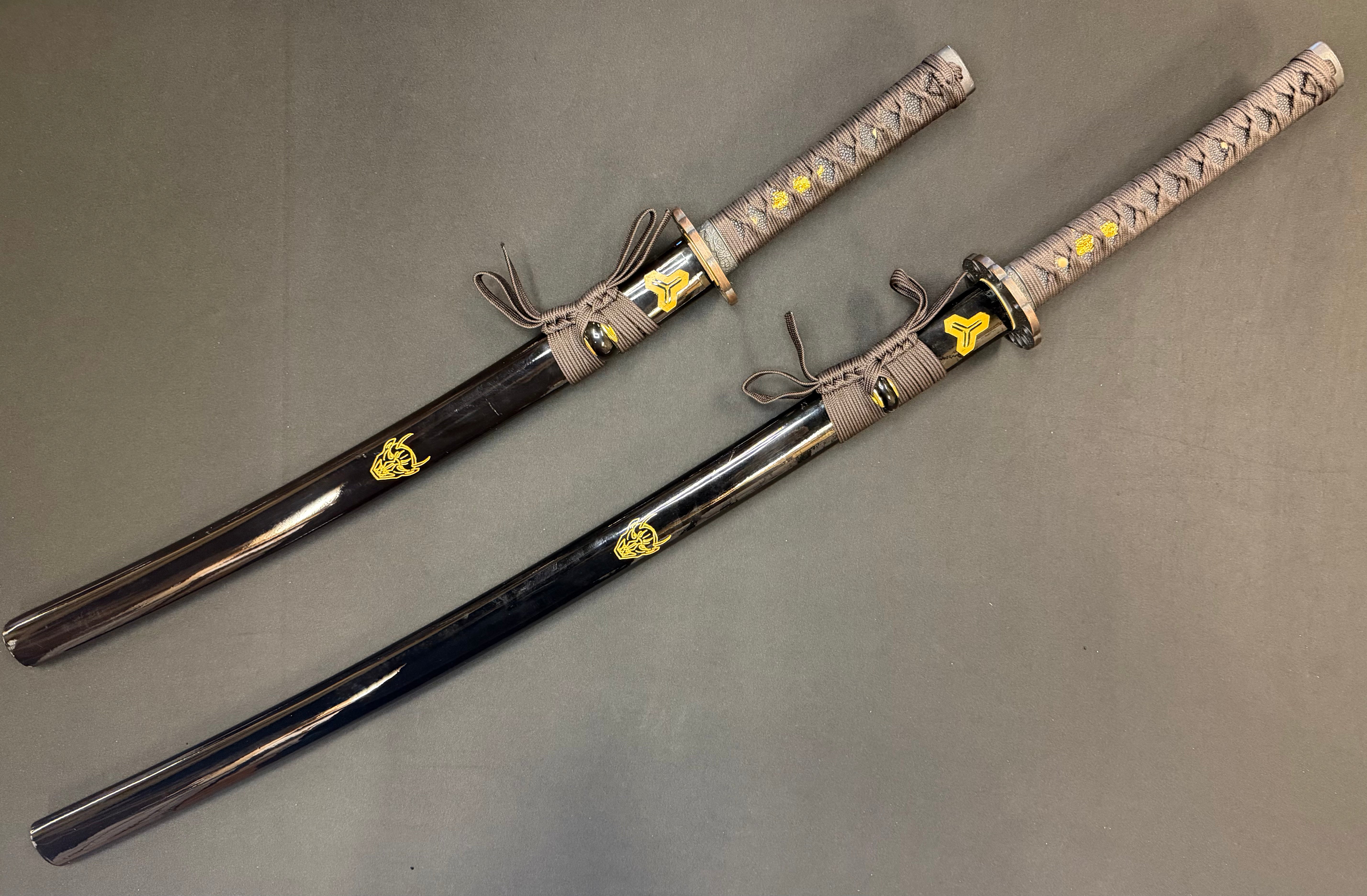 PRE-OWNED Dragonspring Daisho 2-Sword Set - Oni Damascus - Damascus Steel