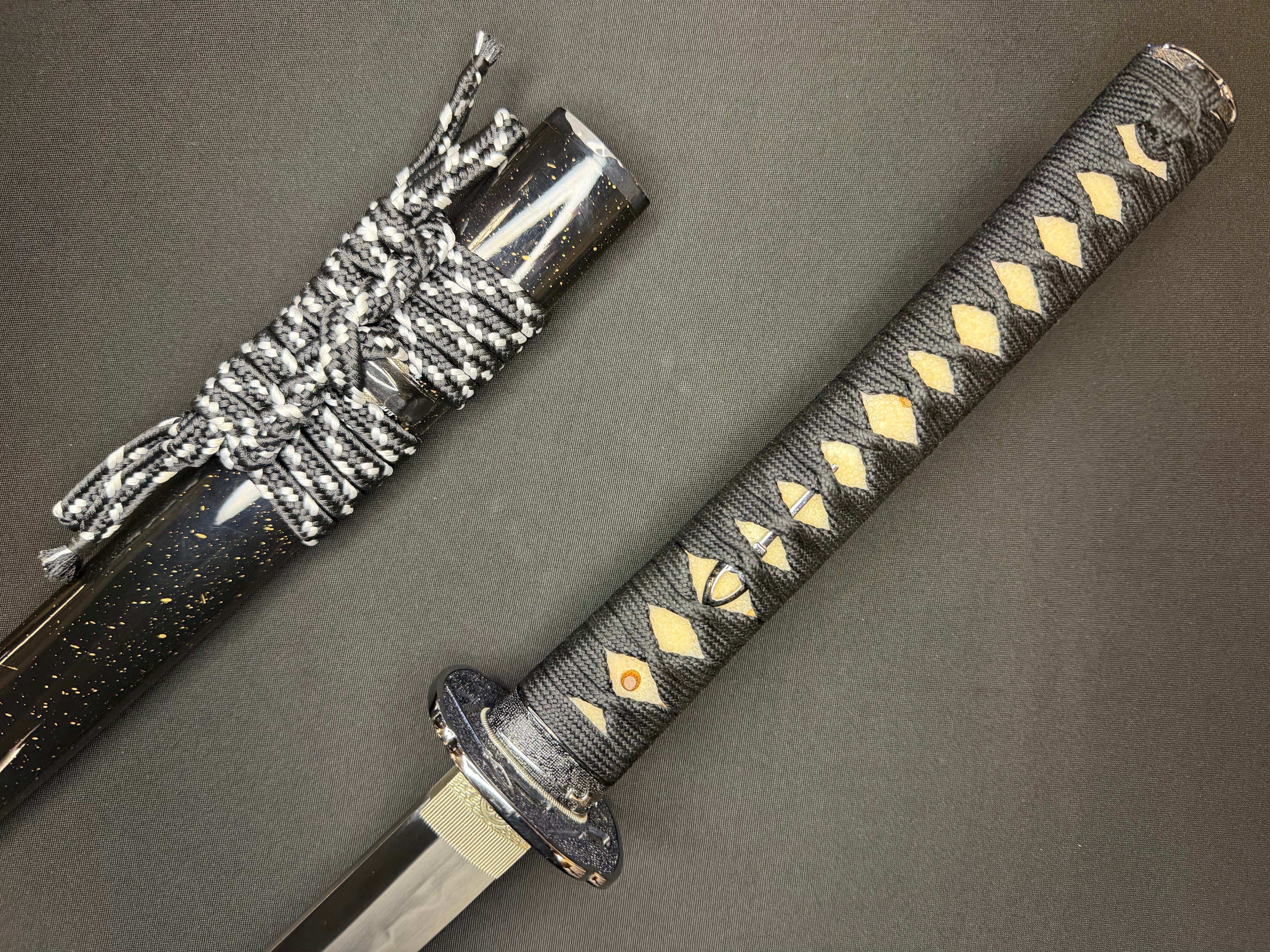 PRE-OWNED Legacy Steel Katana - Silver Archer T10 Clay Tempered
