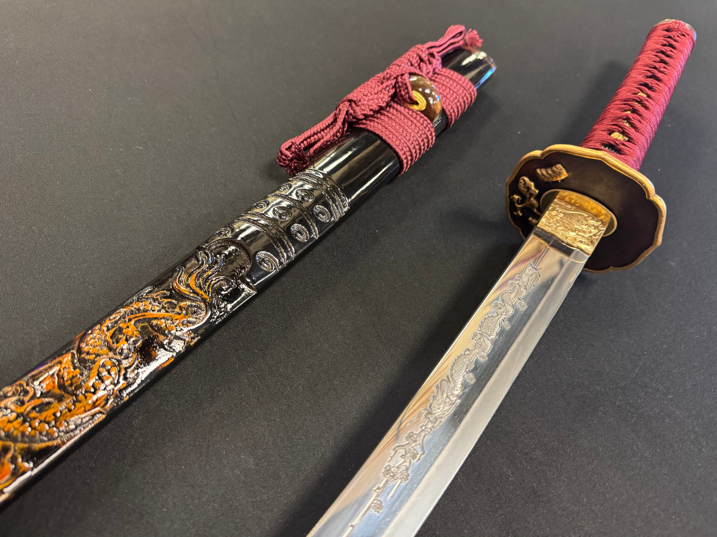 Phoenix Arms Katana - Red Veiled Dragon Tamagahane/Orishigane Horimono