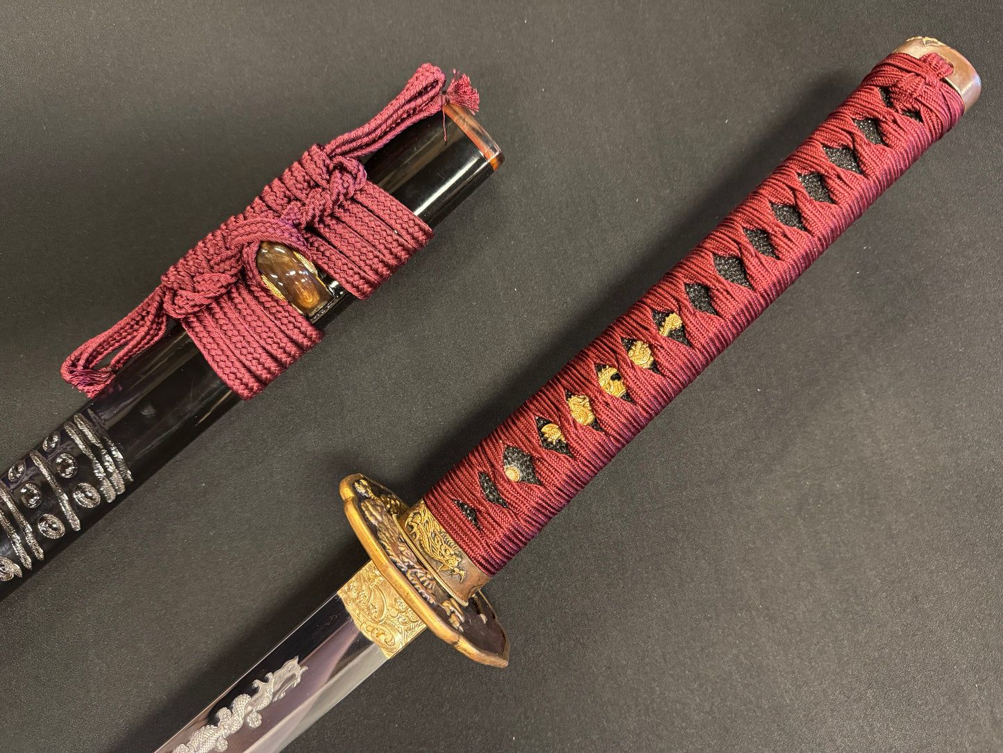 Phoenix Arms Katana - Red Veiled Dragon Tamagahane/Orishigane Horimono