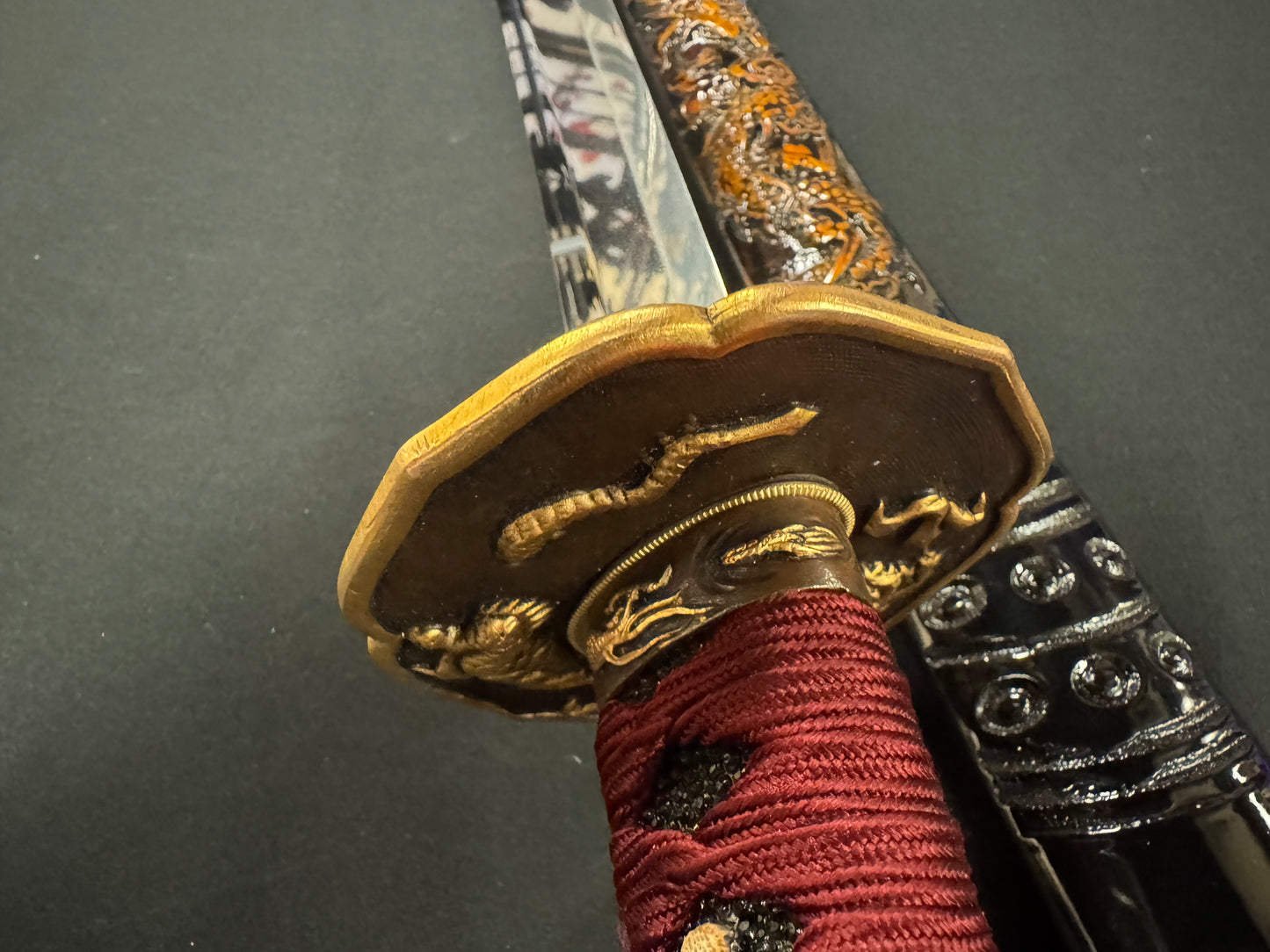 Phoenix Arms Katana - Red Veiled Dragon Tamagahane/Orishigane Horimono