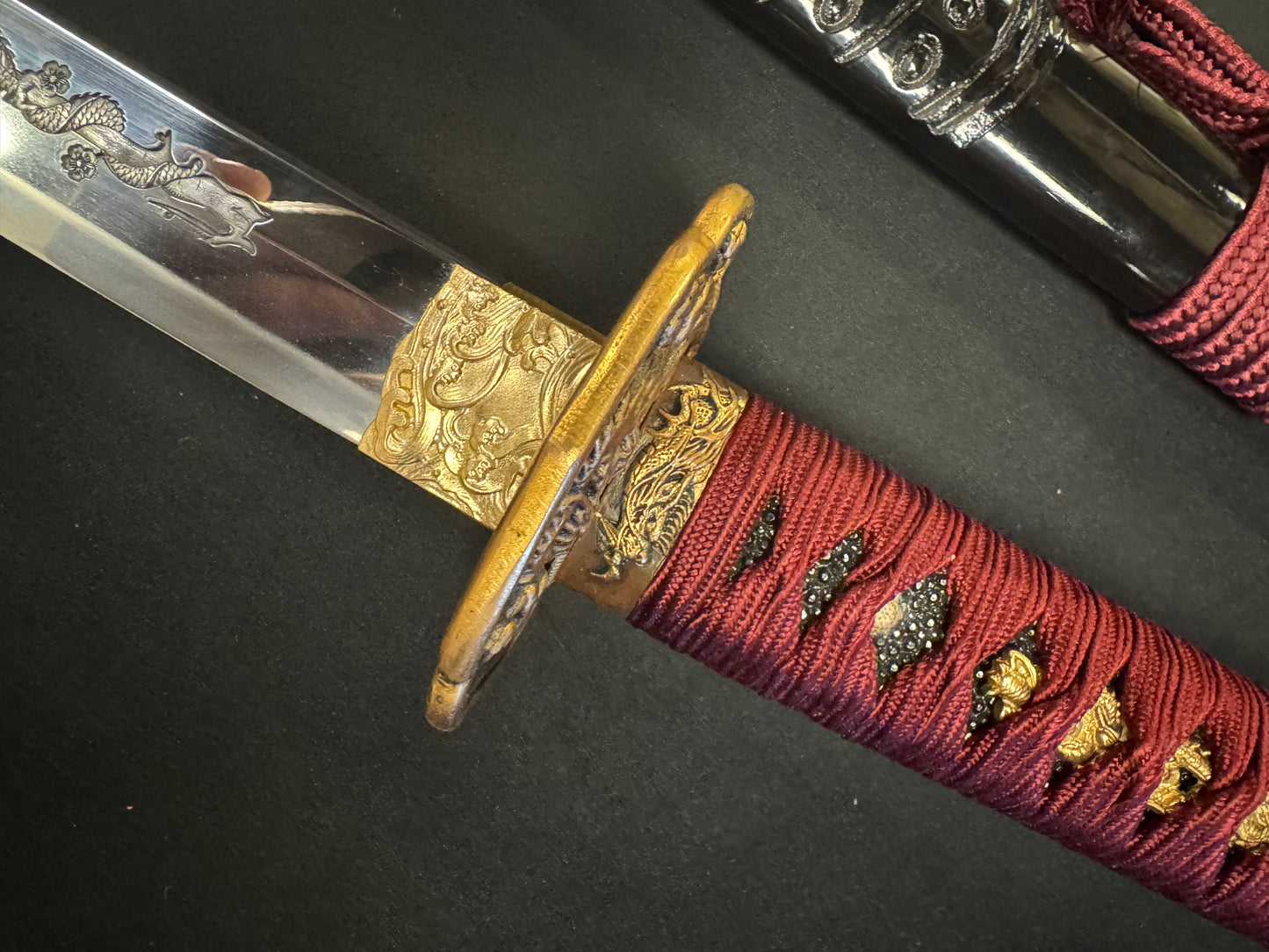 Phoenix Arms Katana - Red Veiled Dragon Tamagahane/Orishigane Horimono