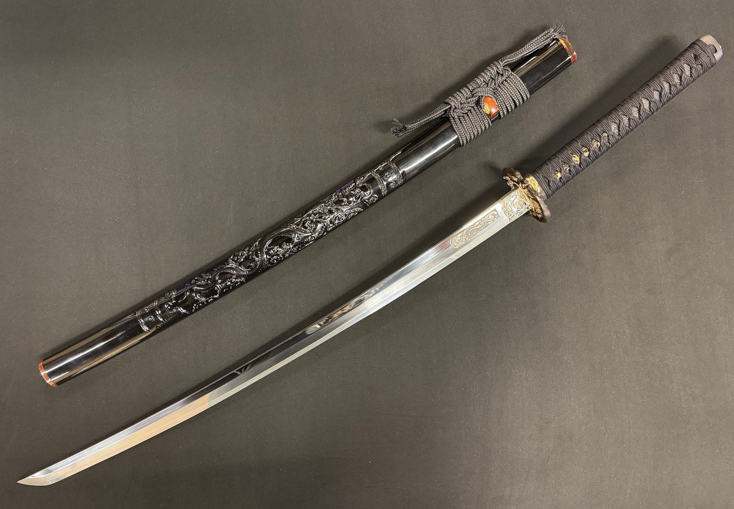 Phoenix Arms Katana - Obsidian Dragon Tamagahane/Orishigane Horimono