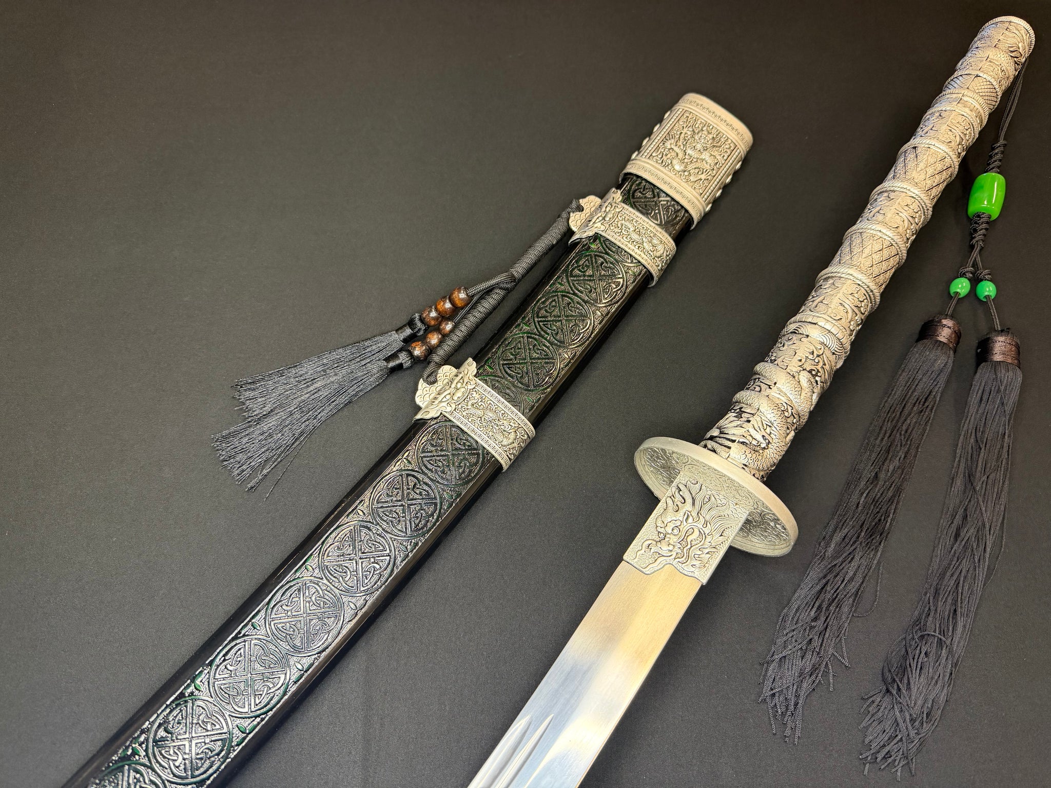 Phoenix Armory Long Kangxi Dao - Silver Sentinel 65Mn
