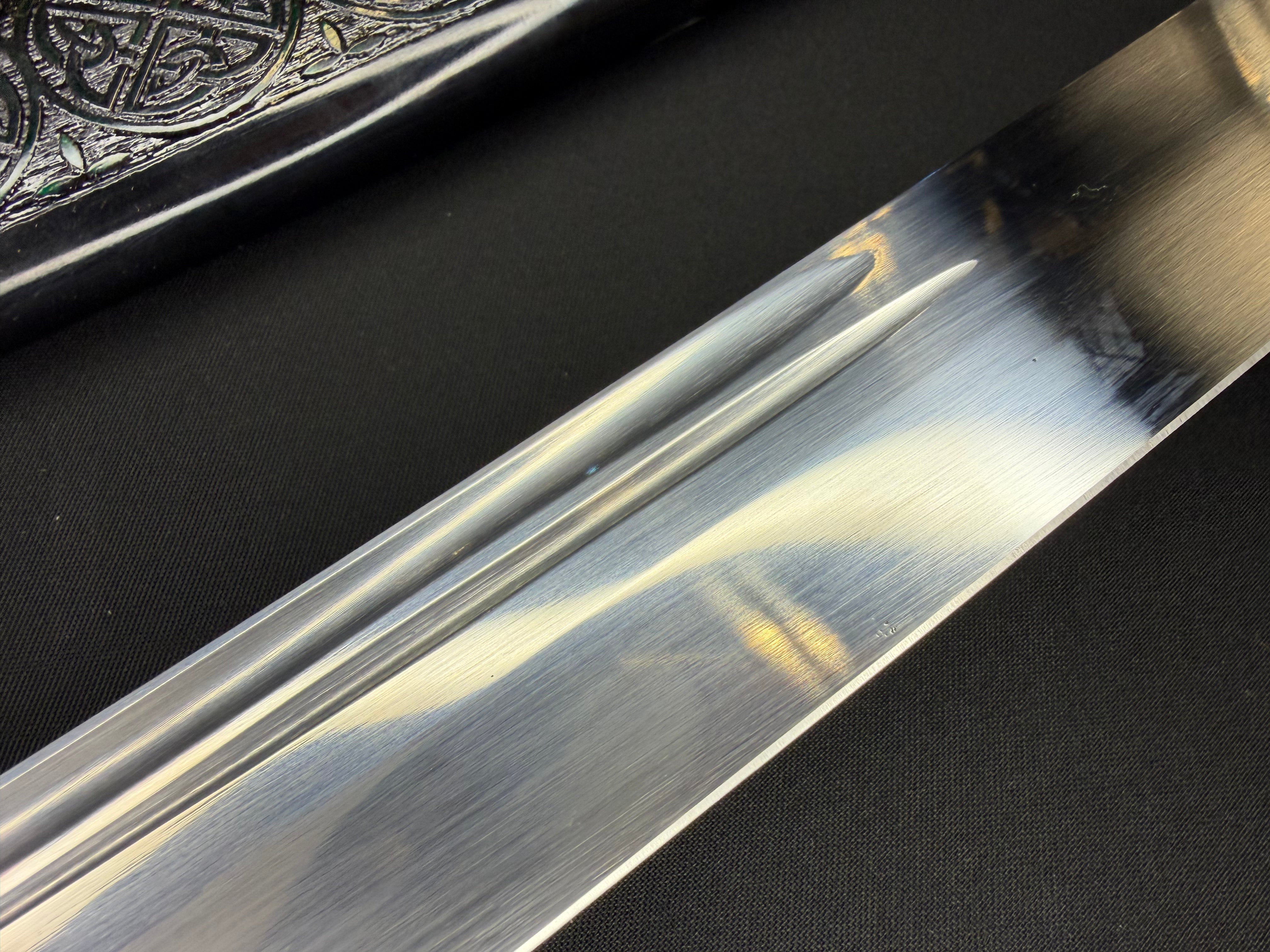 Phoenix Armory Long Kangxi Dao - Silver Sentinel 65Mn