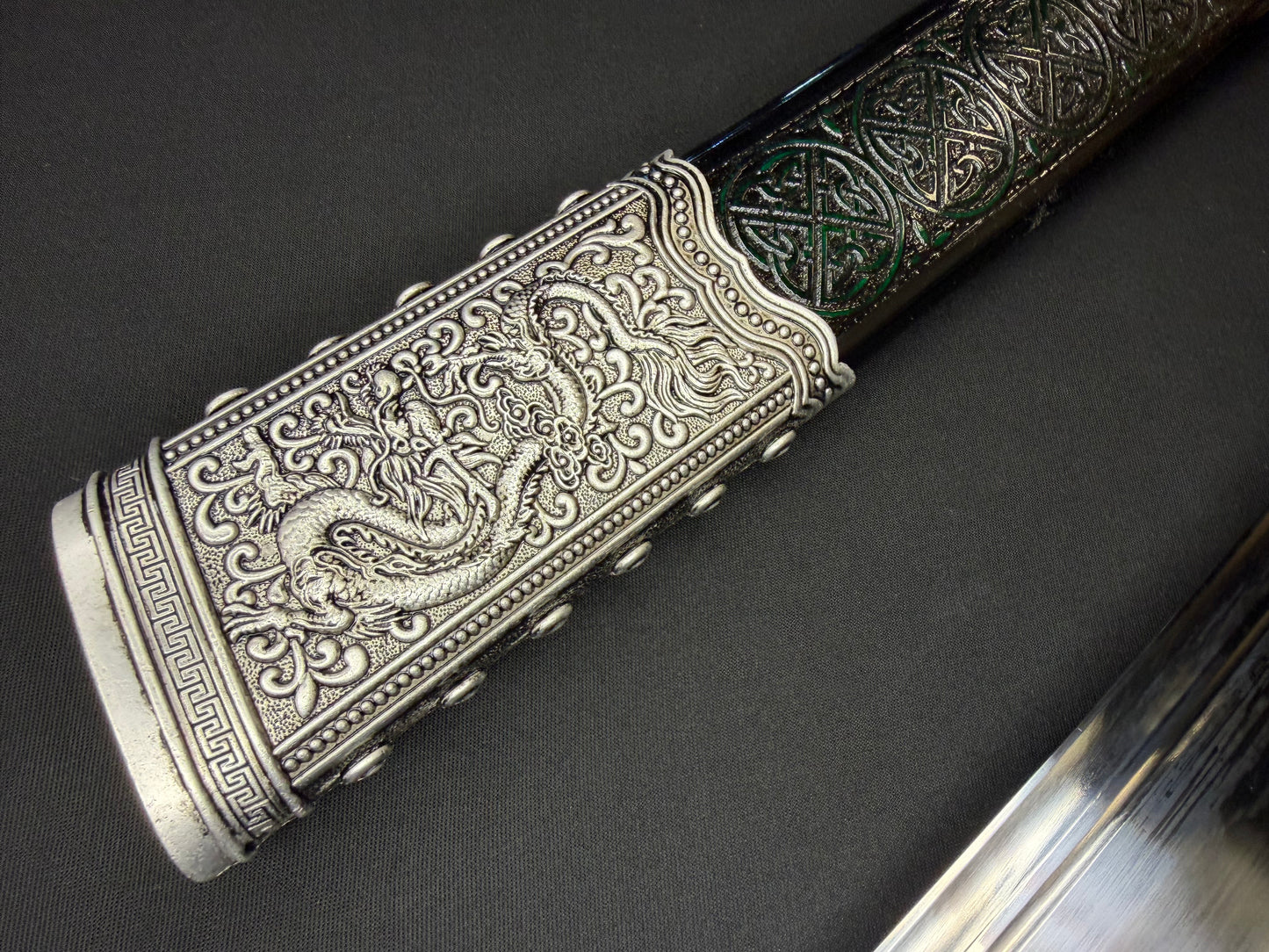 Phoenix Armory Long Kangxi Dao - Silver Sentinel 65Mn
