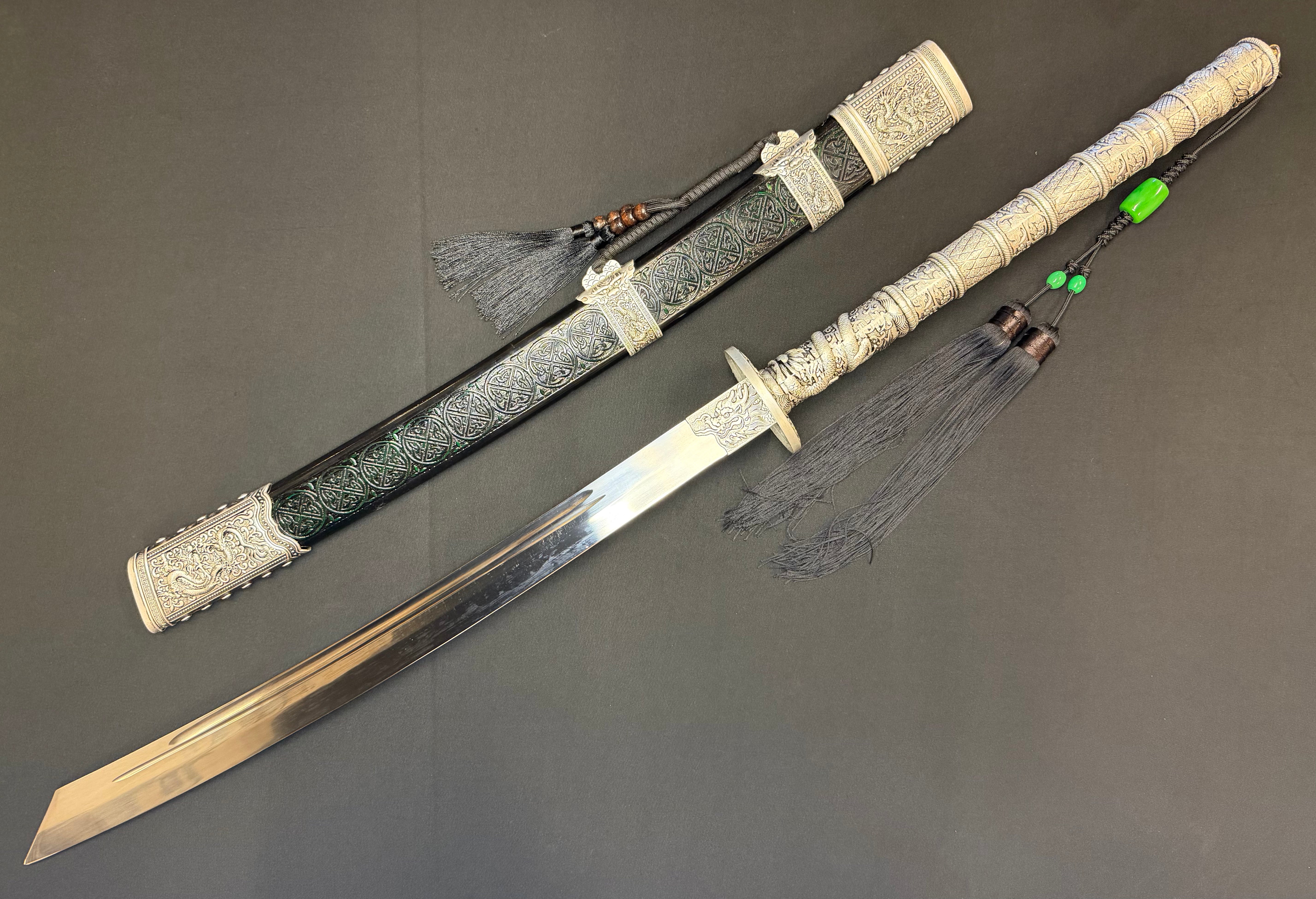 Phoenix Armory Long Kangxi Dao - Silver Sentinel 65Mn